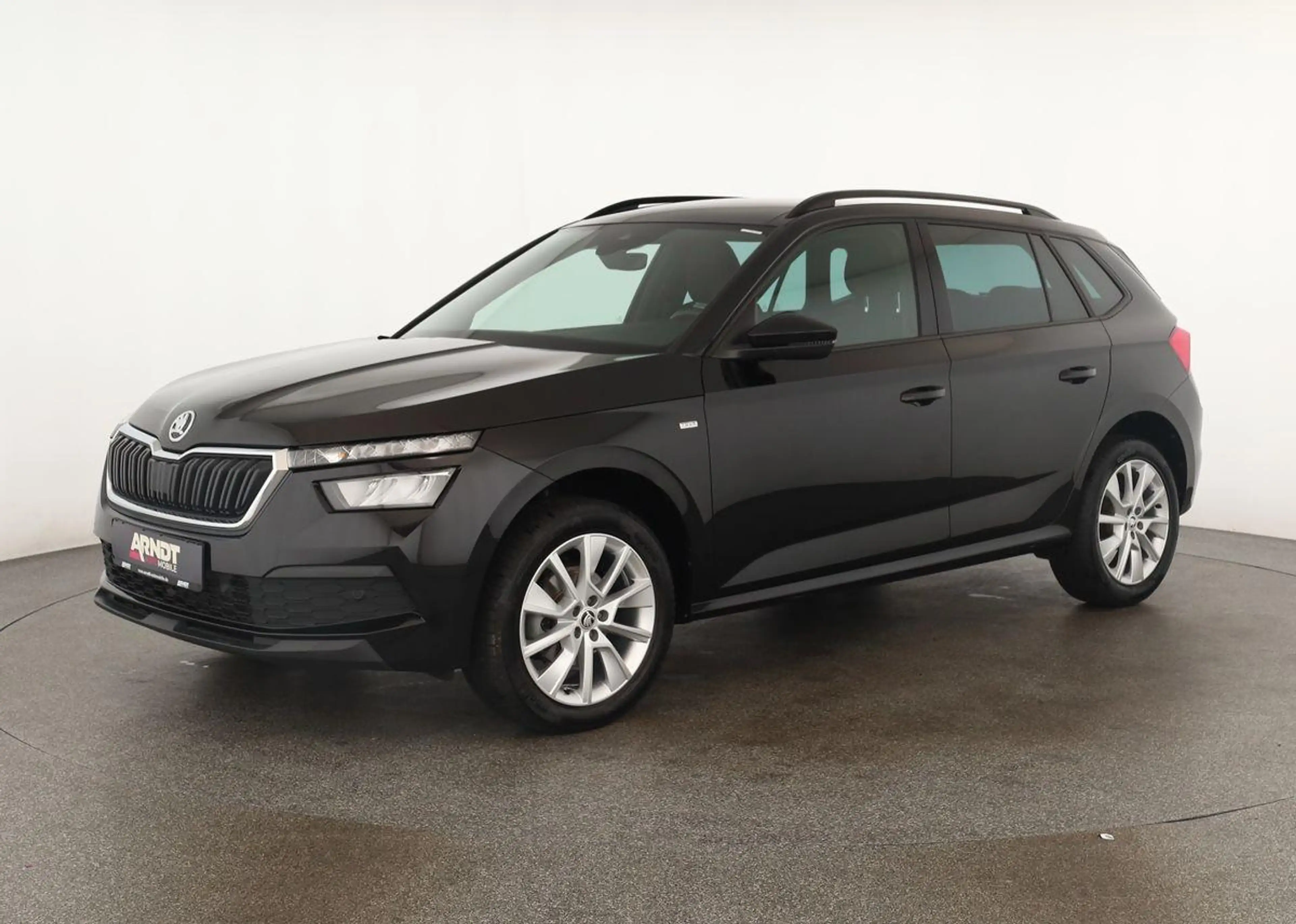 Skoda Kamiq 1.0 TSI DSG Tour LED Pano SmartLink Kam +3 — photo 2