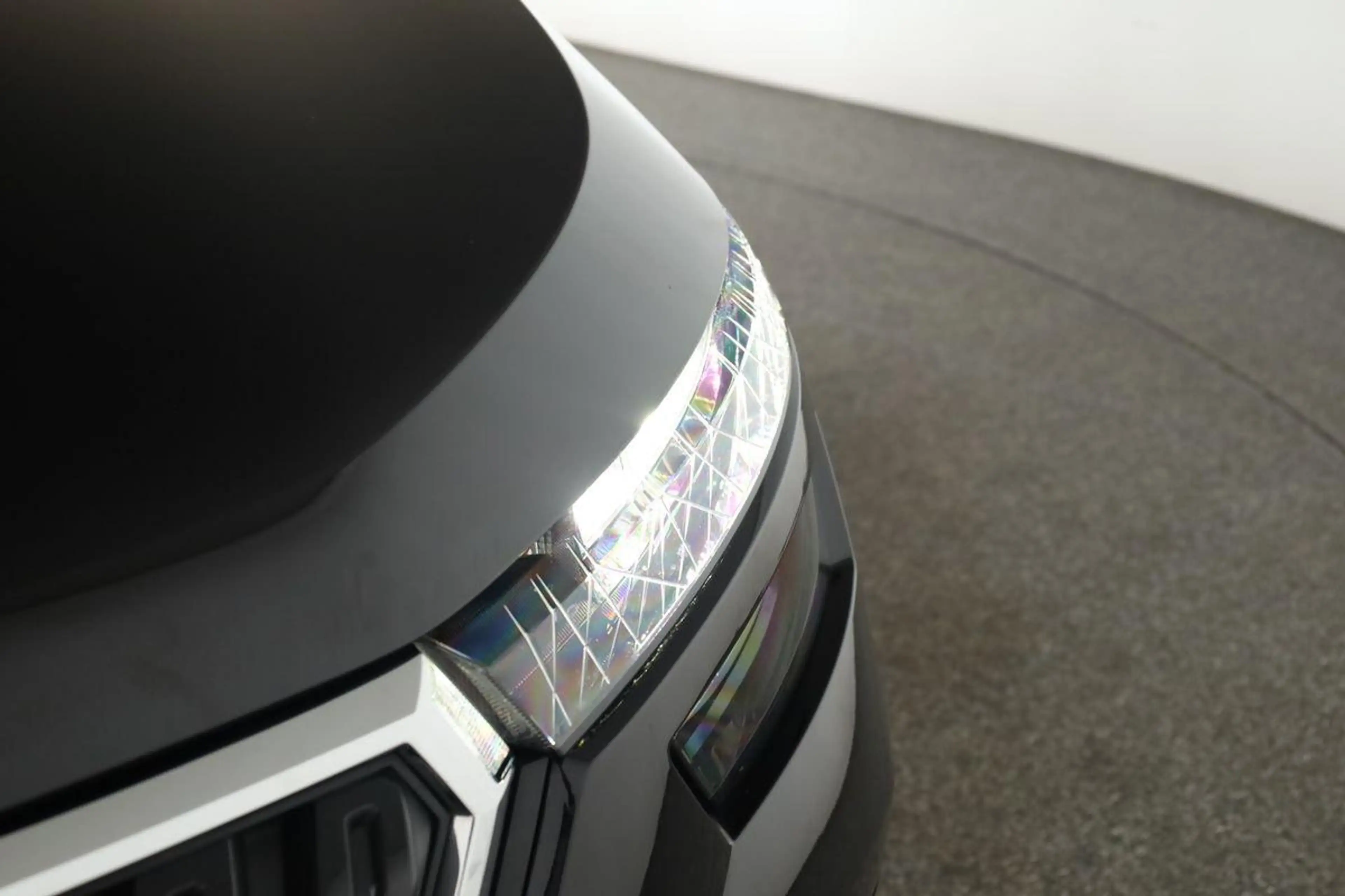 Skoda Kamiq 1.0 TSI DSG Tour LED Pano SmartLink Kam +3 — photo 9
