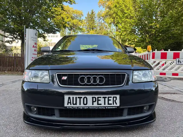 Audi S3 view 8