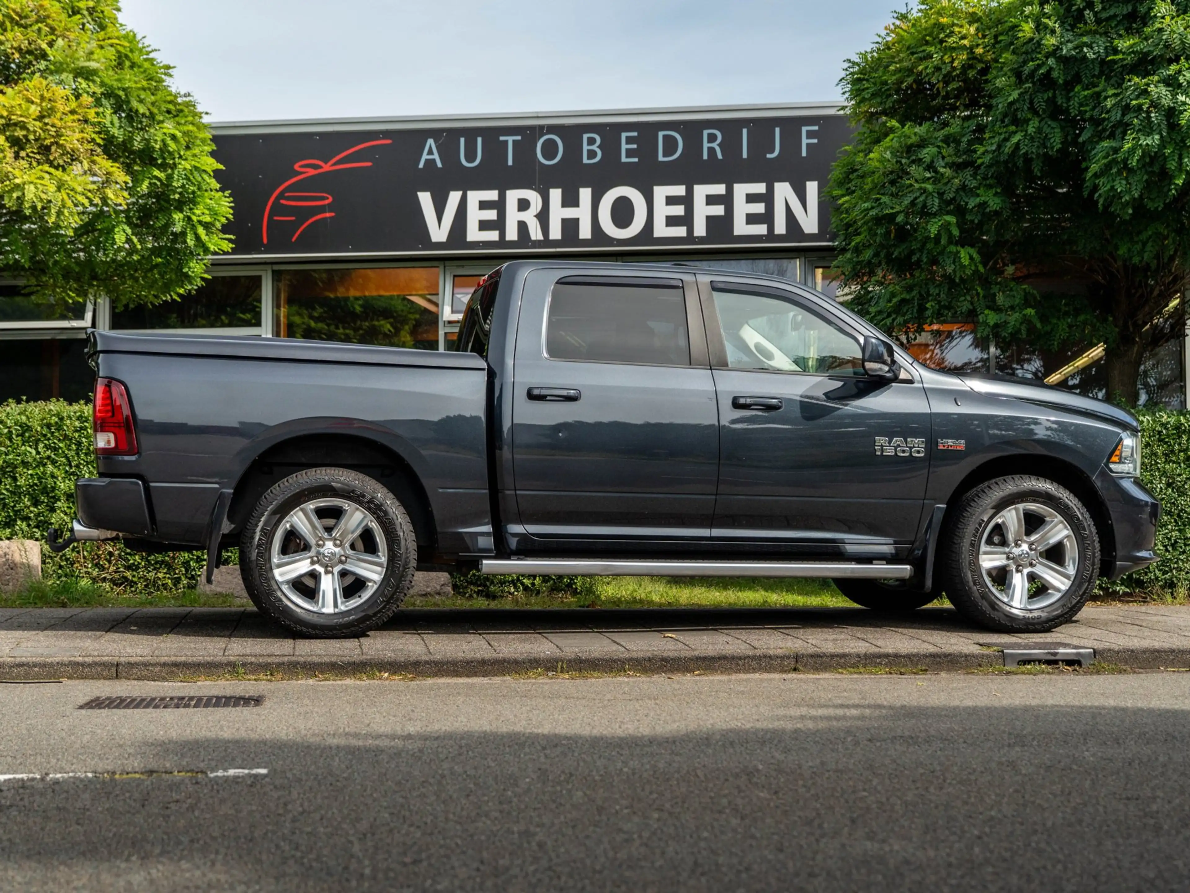 Dodge RAM 1500 5.7 V8 Crew Cab 5'7 - PANORAMDAK - PARK CAMER — photo 7