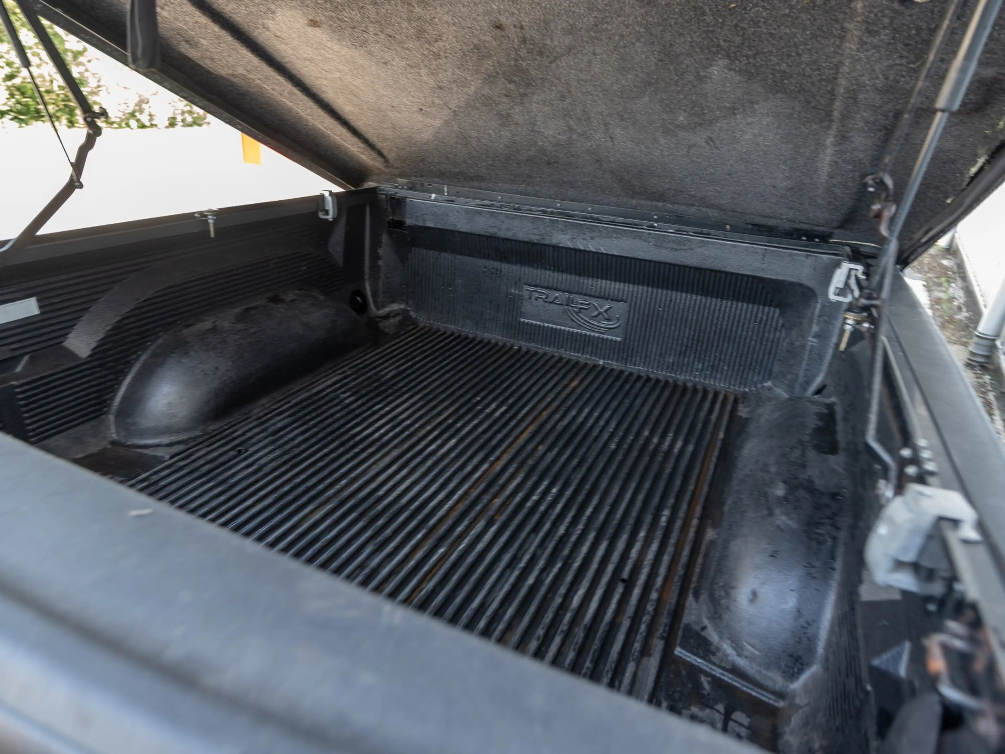 Dodge RAM 1500 5.7 V8 Crew Cab 5'7 - PANORAMDAK - PARK CAMER — photo 12