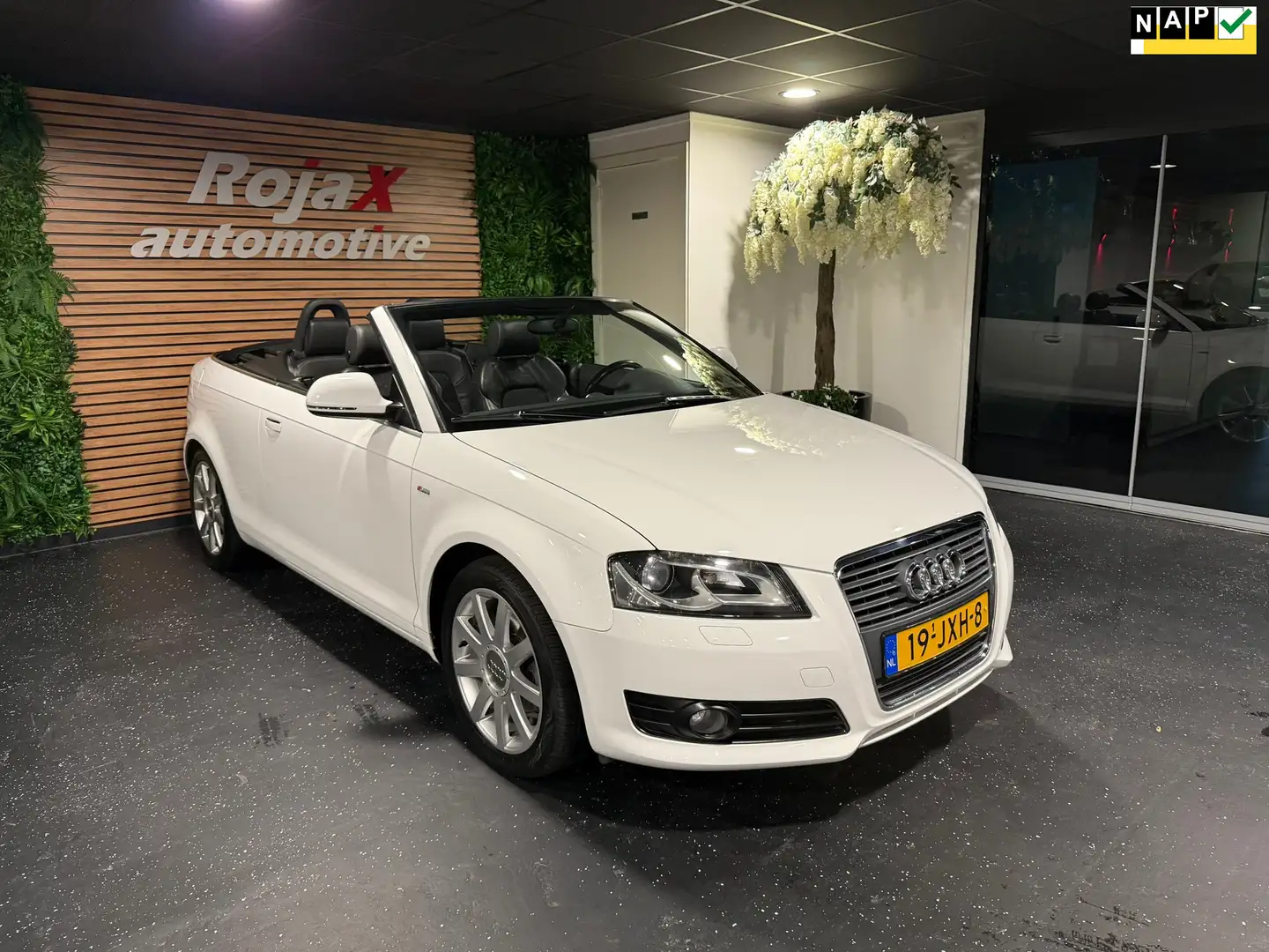 Audi A3 Cabriolet 1.8 TFSI Ambition Pro Line S-LINE - XENO Wit - 1