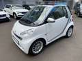 smart forTwo fortwo cabrio Passion Aut/LED/Sitzh/USB/LM/2Hd Weiß - thumbnail 1