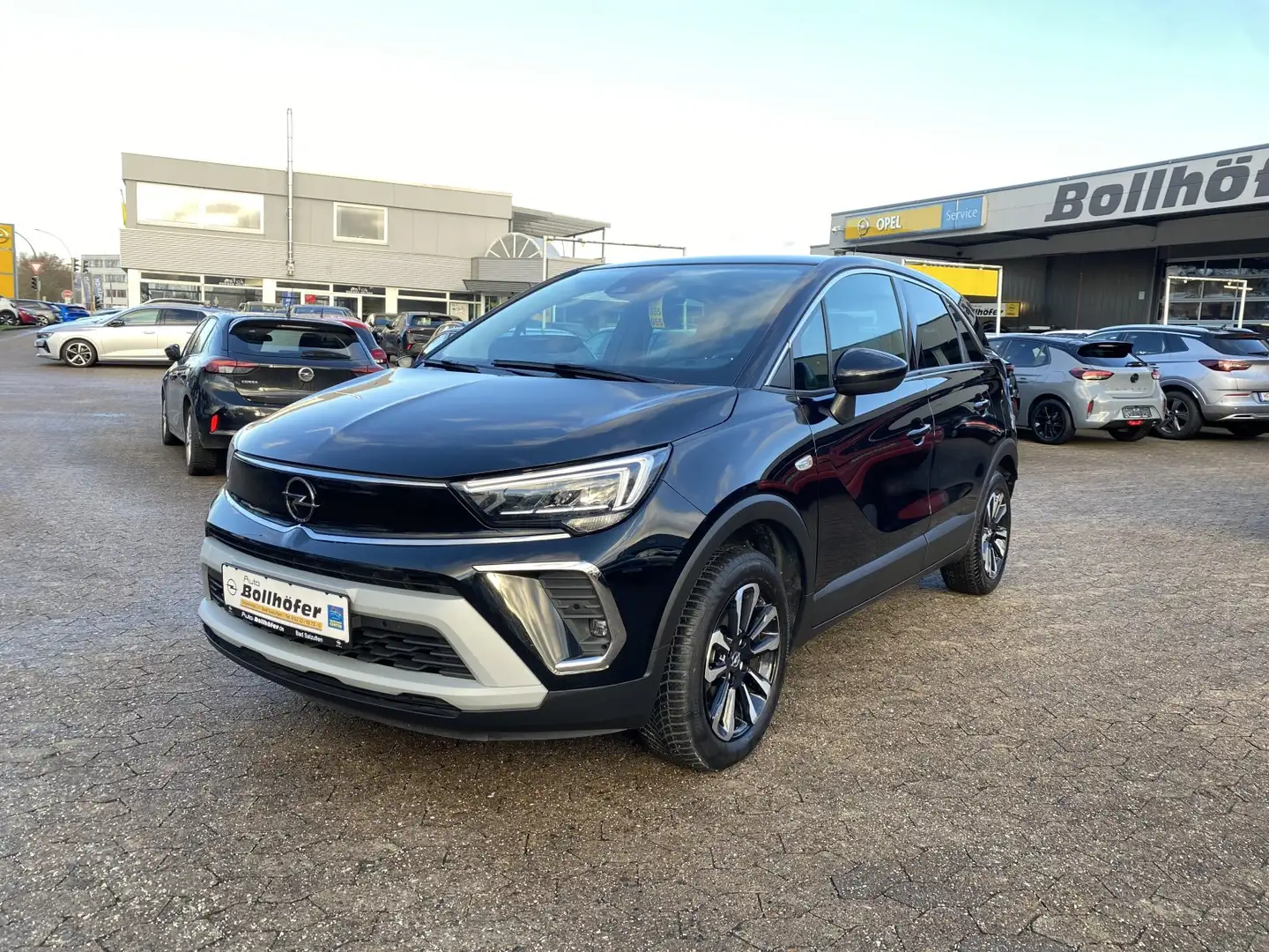 Opel Crossland Elegance AT/NAV/PDC vo+hi+Cam/SHZ+LHZ+bzb.Frontsch Schwarz - 1