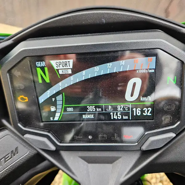 Kawasaki NINJA ZX-4RR - foto 5