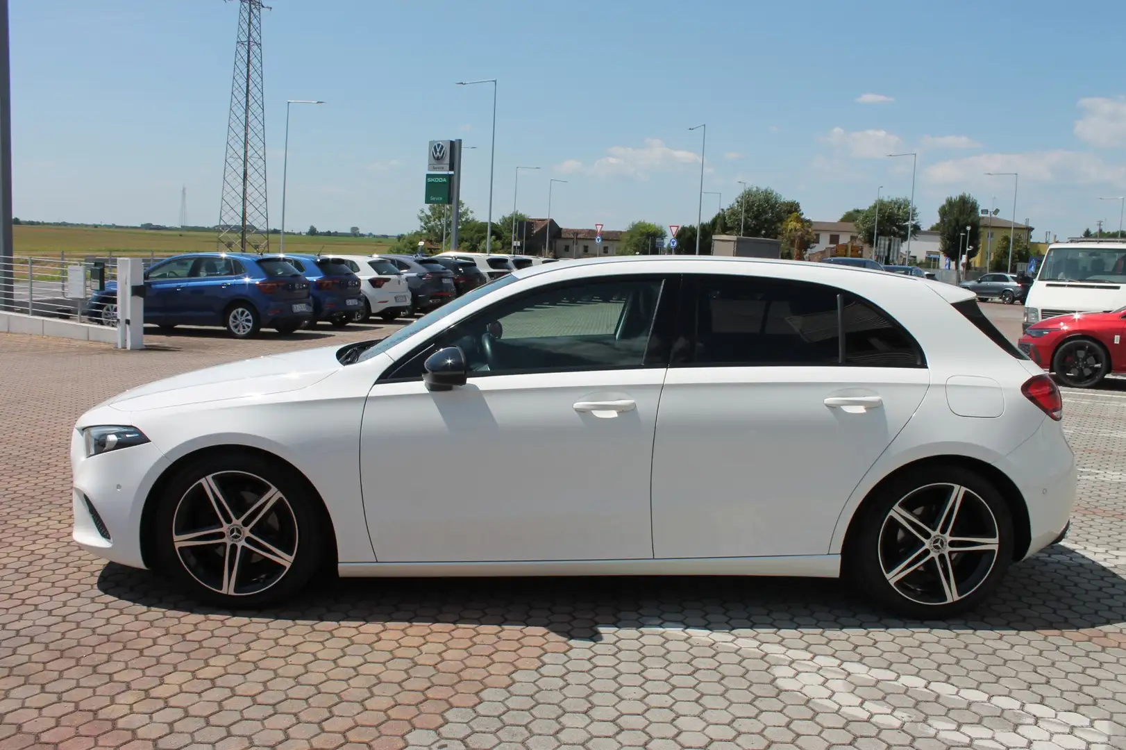 Mercedes-Benz A 180 A 180 d Automatic Night Edition Bianco - 2