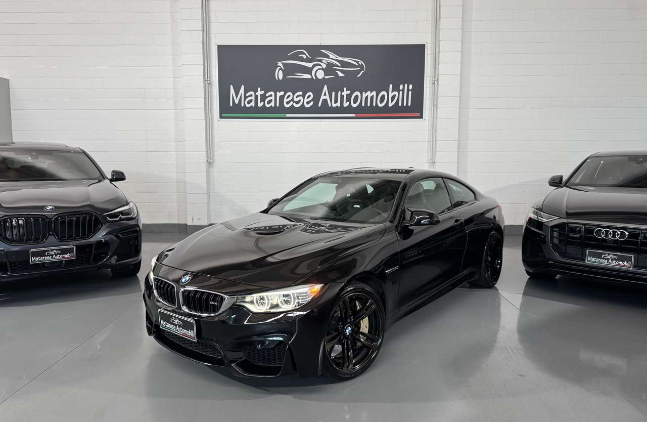 BMW M4 Coupe Posteriore 3.0cc 431cv Tetto in carbonio Impianto Harman/Kardon Finanziabile