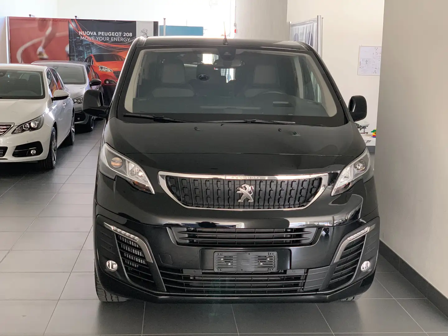 Peugeot Traveller Nero - 2