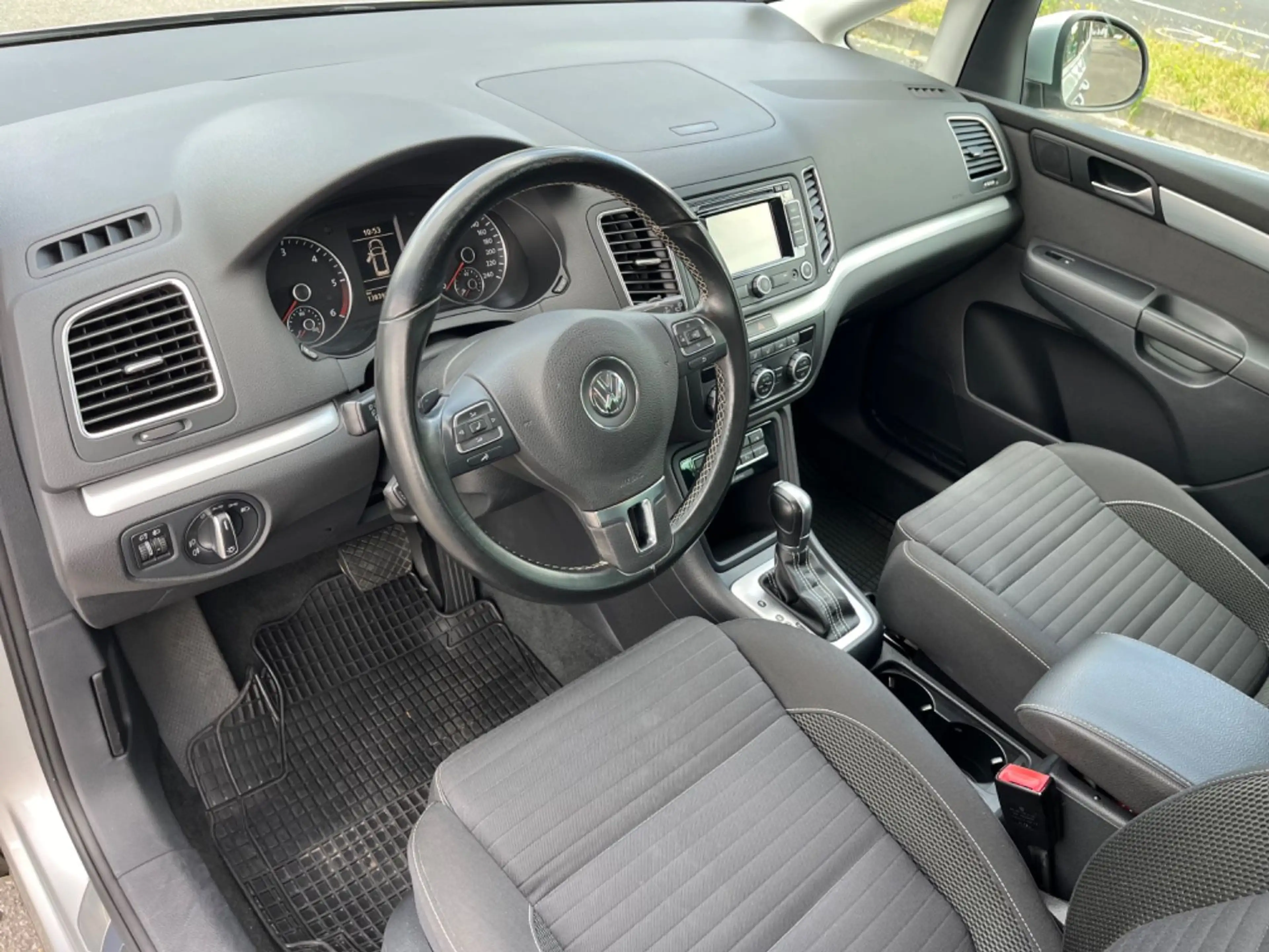 Volkswagen Sharan Cup BMT, DSG, Scheckheft, Zahnriemen NEU — photo 7