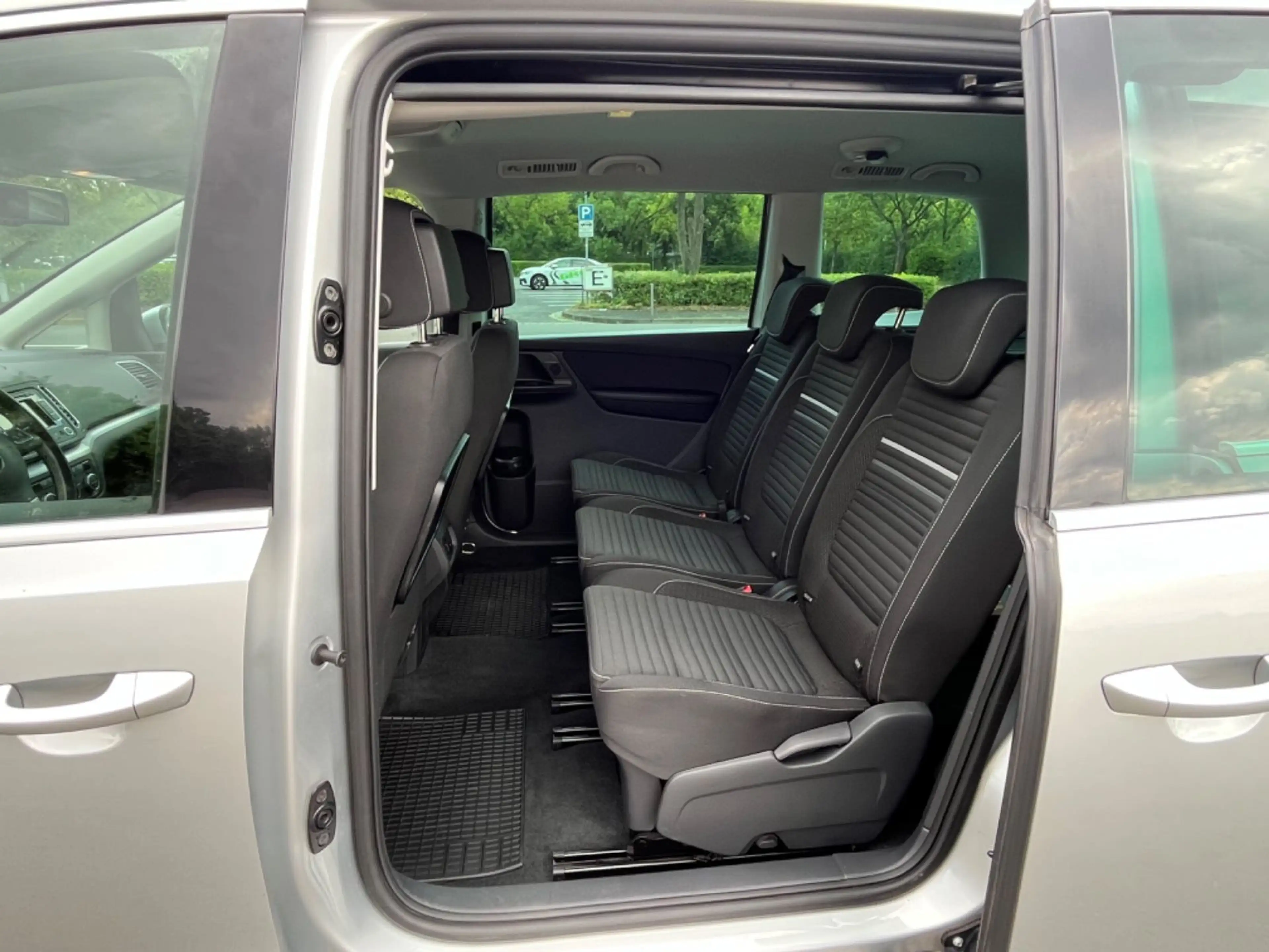 Volkswagen Sharan Cup BMT, DSG, Scheckheft, Zahnriemen NEU — photo 11