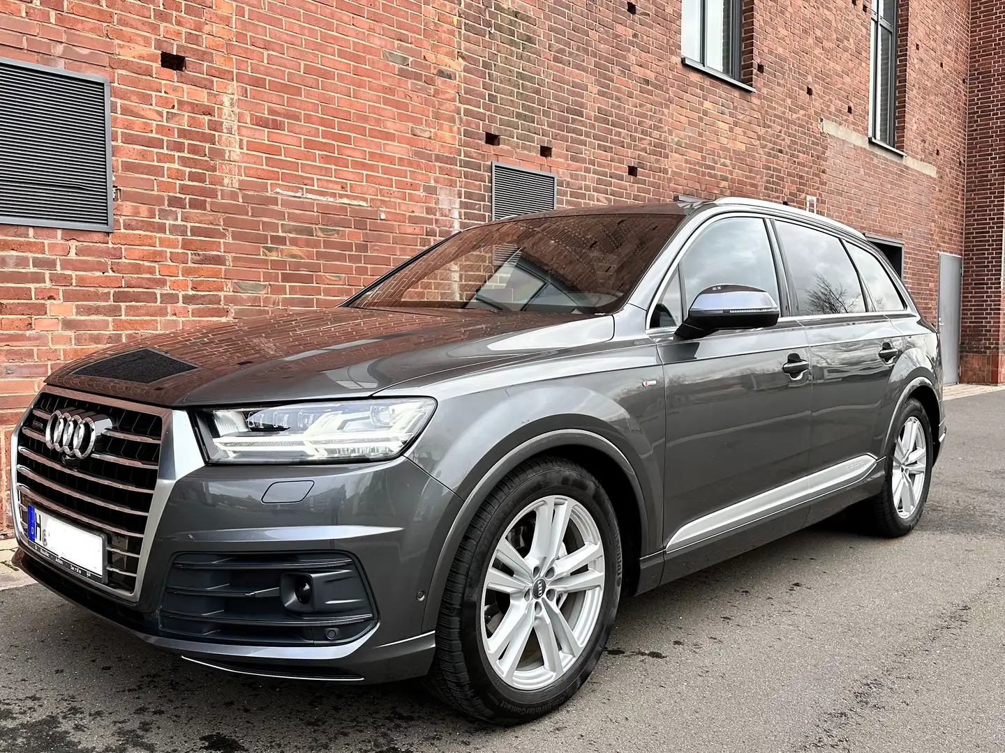 Audi Q7 Q7 Diesel 3.0 TDI quattro S-LINE BOSE PANO 360 Grau - 1