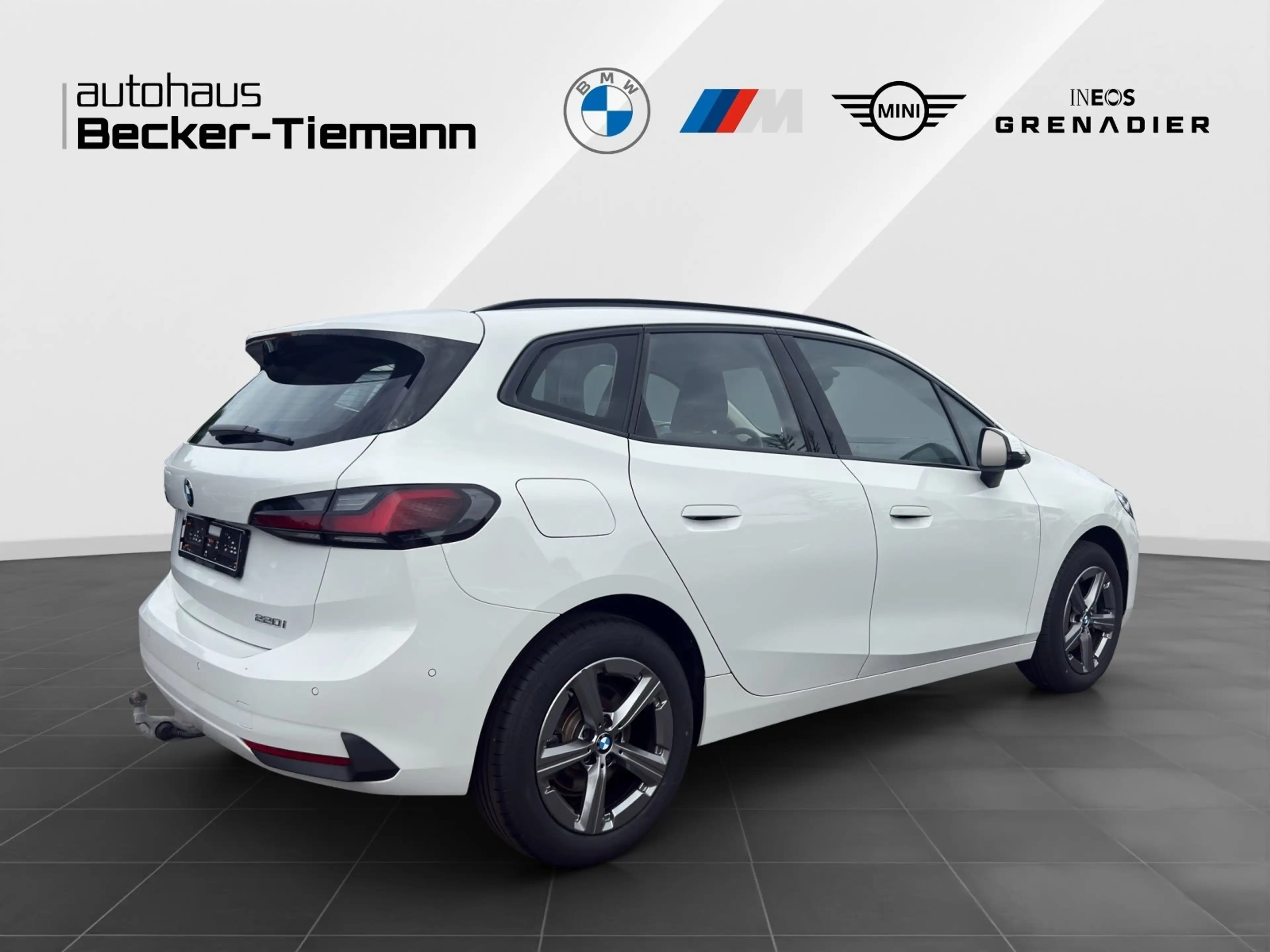 BMW 220 i Active Tourer *AHK*ADAPT LED*KAMERA*KEYLESS*WIRE — photo 7