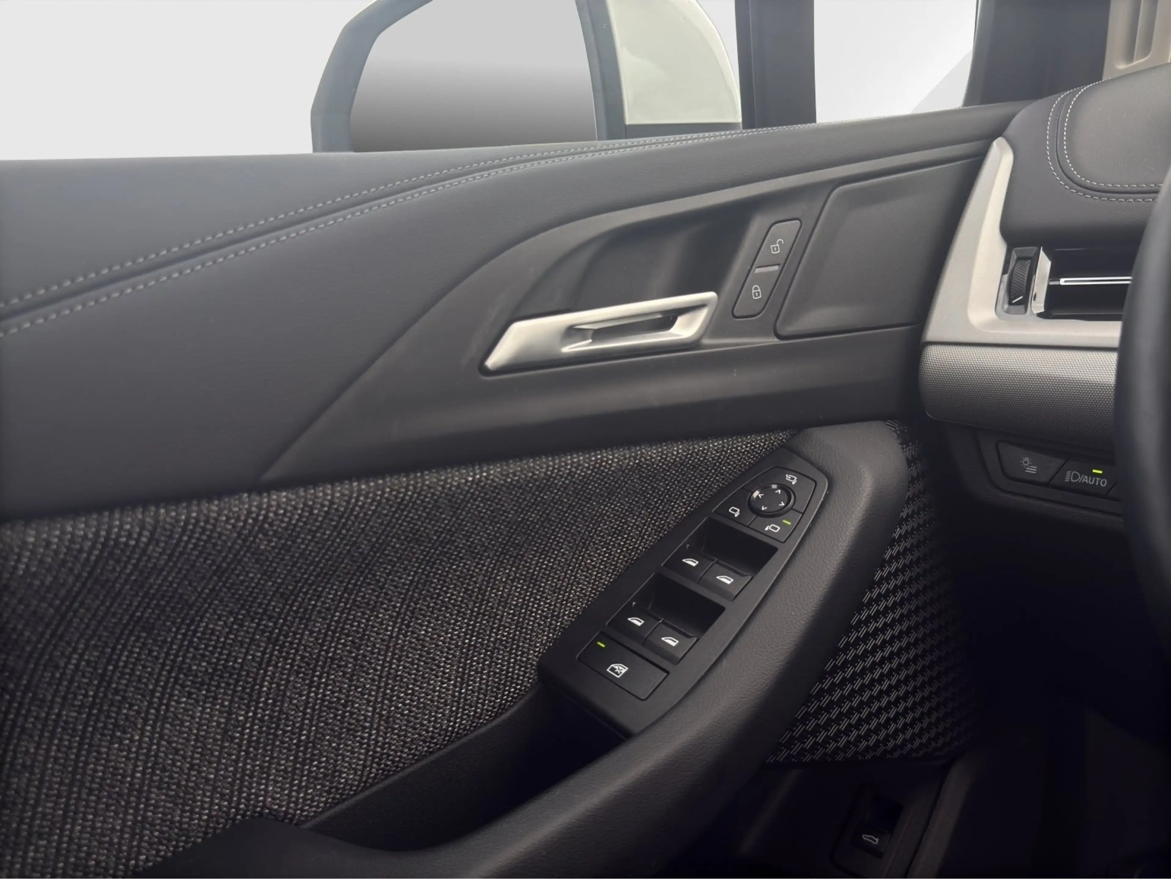 BMW 220 i Active Tourer *AHK*ADAPT LED*KAMERA*KEYLESS*WIRE — photo 11