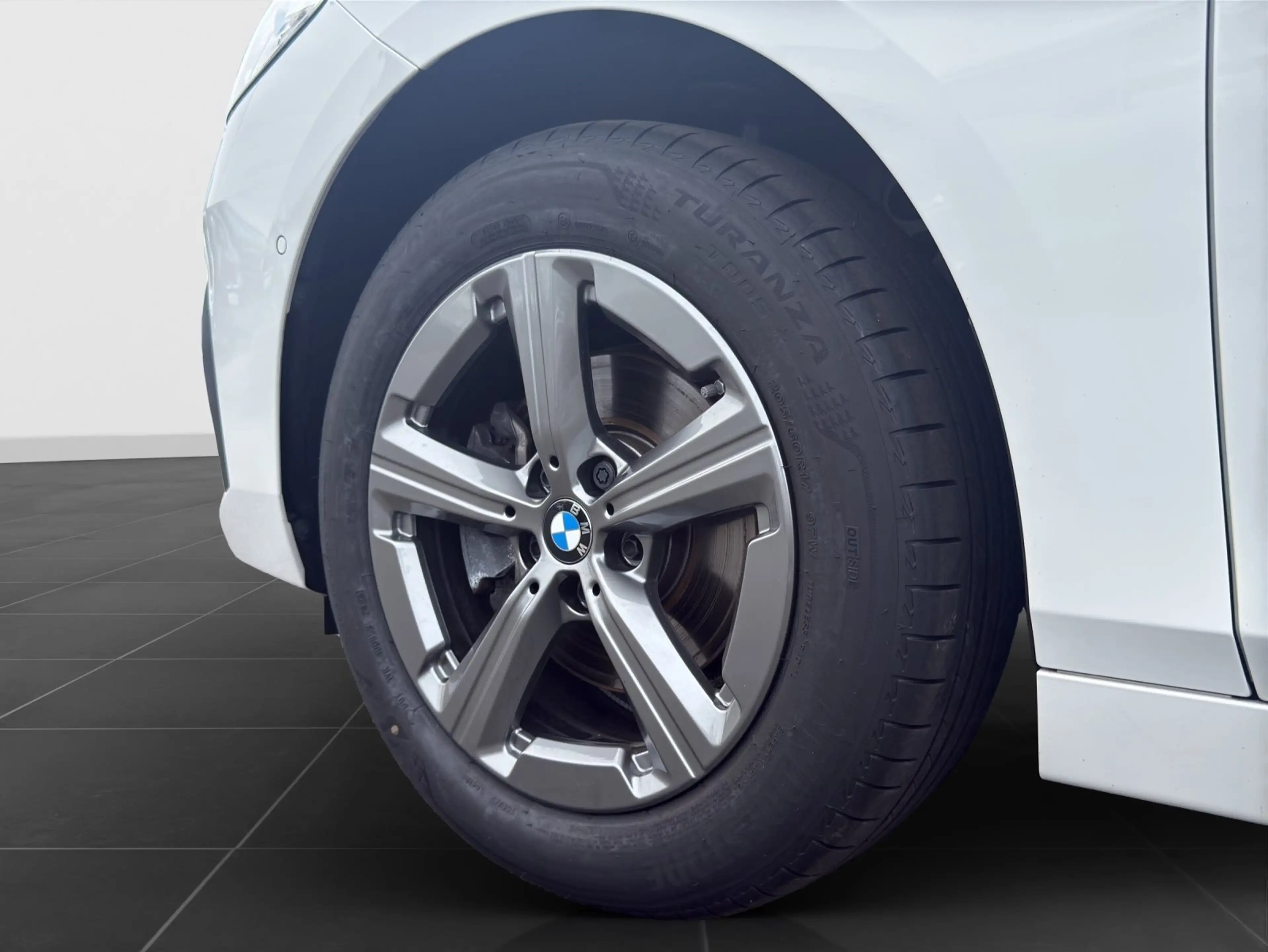 BMW 220 i Active Tourer *AHK*ADAPT LED*KAMERA*KEYLESS*WIRE — photo 9