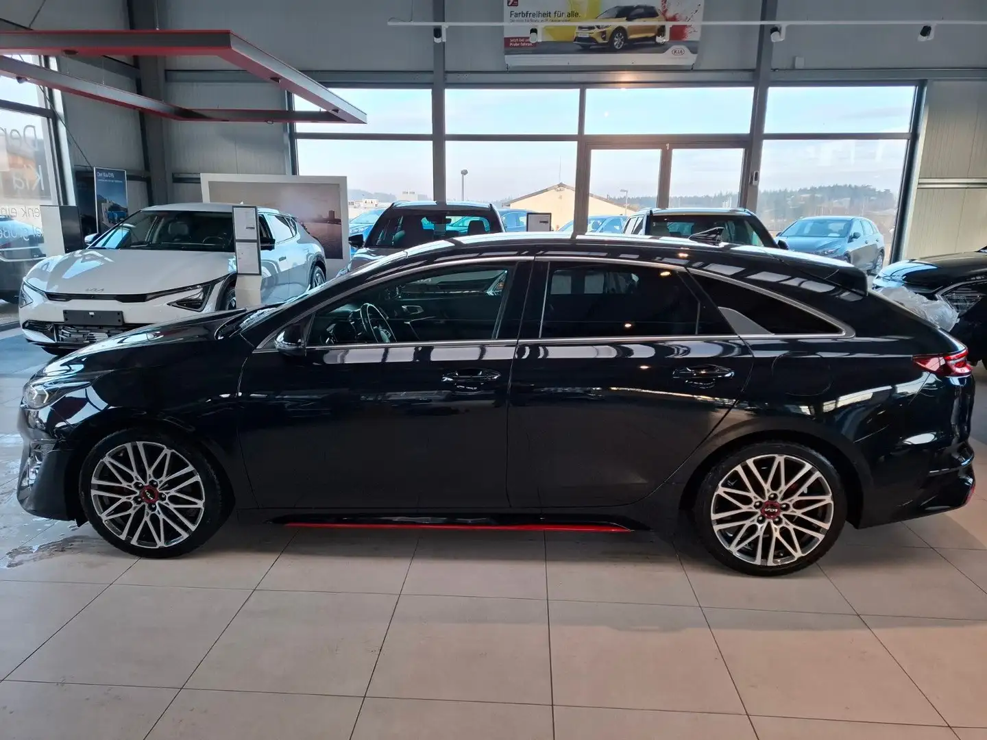 Kia ProCeed / pro_cee'd PROCEED 1.6T DCT7 GT GD KOM Schwarz - 2