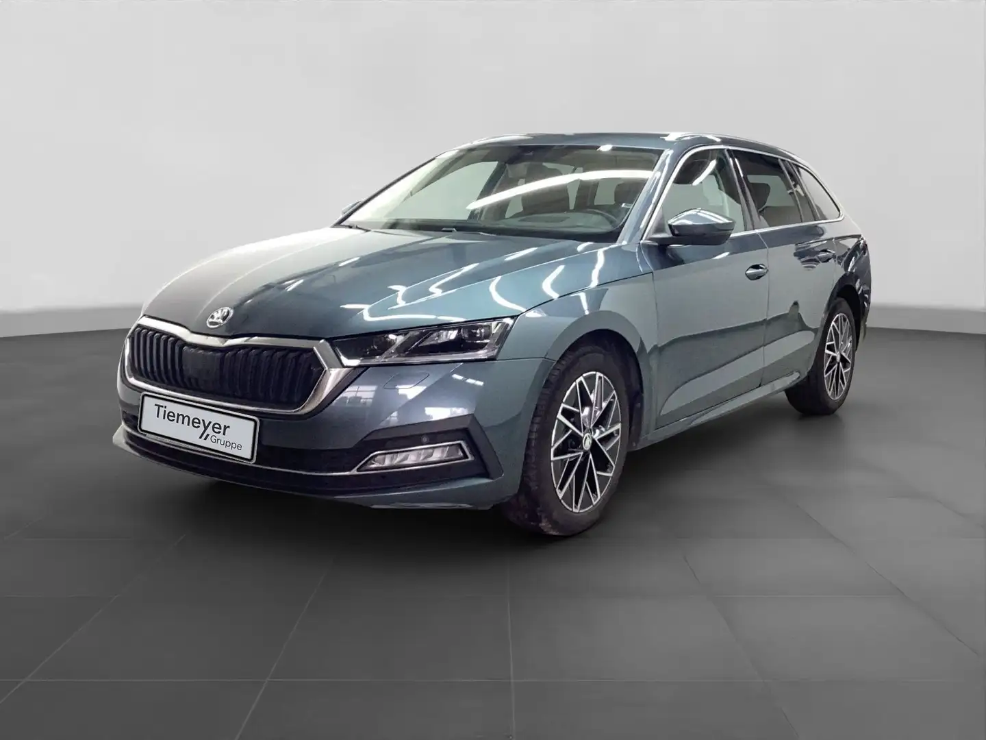 Skoda Octavia Combi 2.0 TDI EDITION MATRIX LM17 AHK Grau - 2