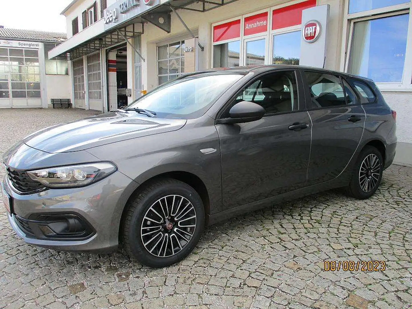 Fiat Tipo FireFly Turbo 100 Gris - 1