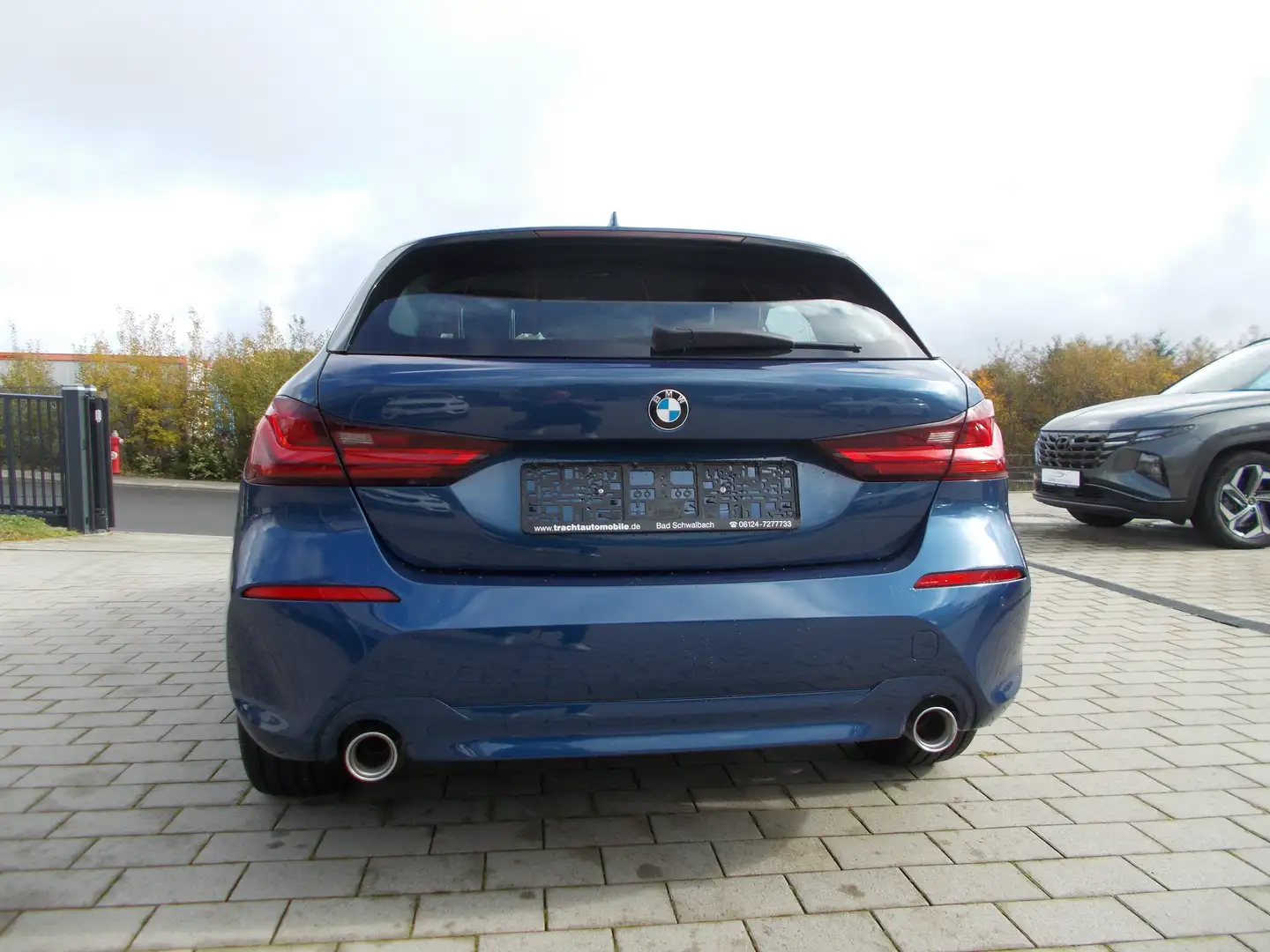 BMW 120 i Advantage*Navi*Sitzh.*PDC*Tempom.*Headup * Blau - 2