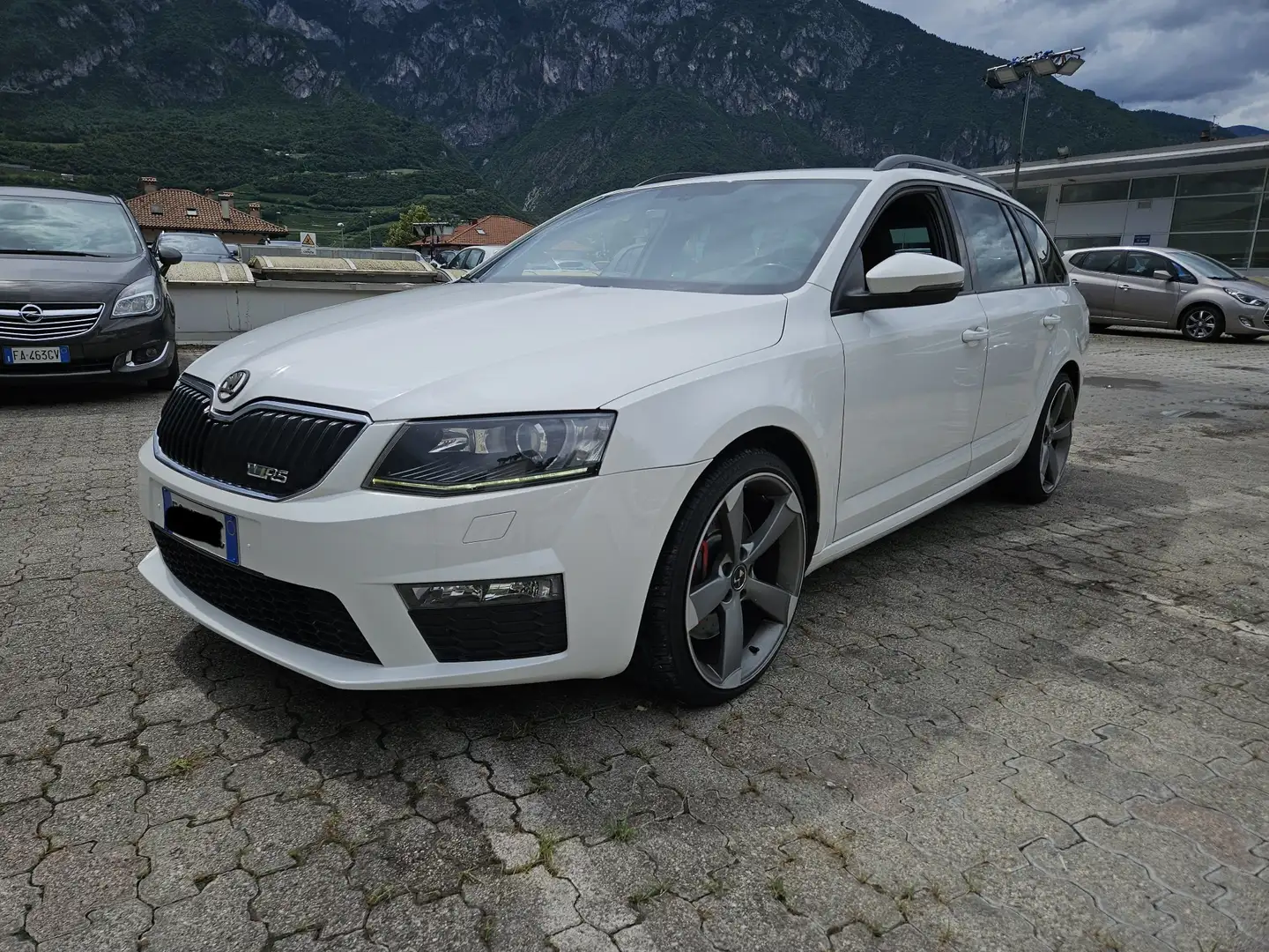 Skoda Octavia Wagon 2.0 tdi cr RS dsg Bianco - 1