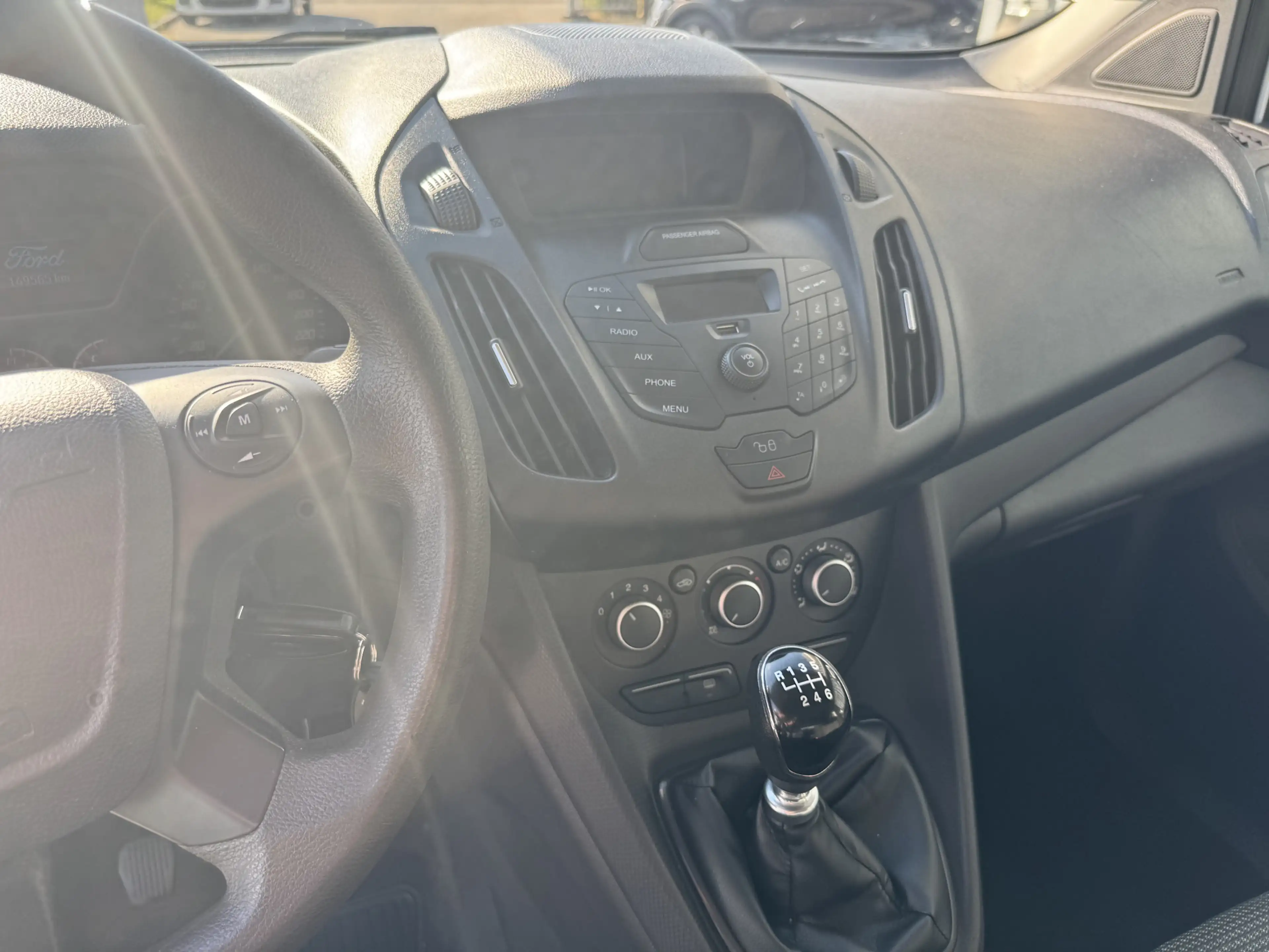 Ford Tourneo Connect Compact 1.0 Trend — photo 8