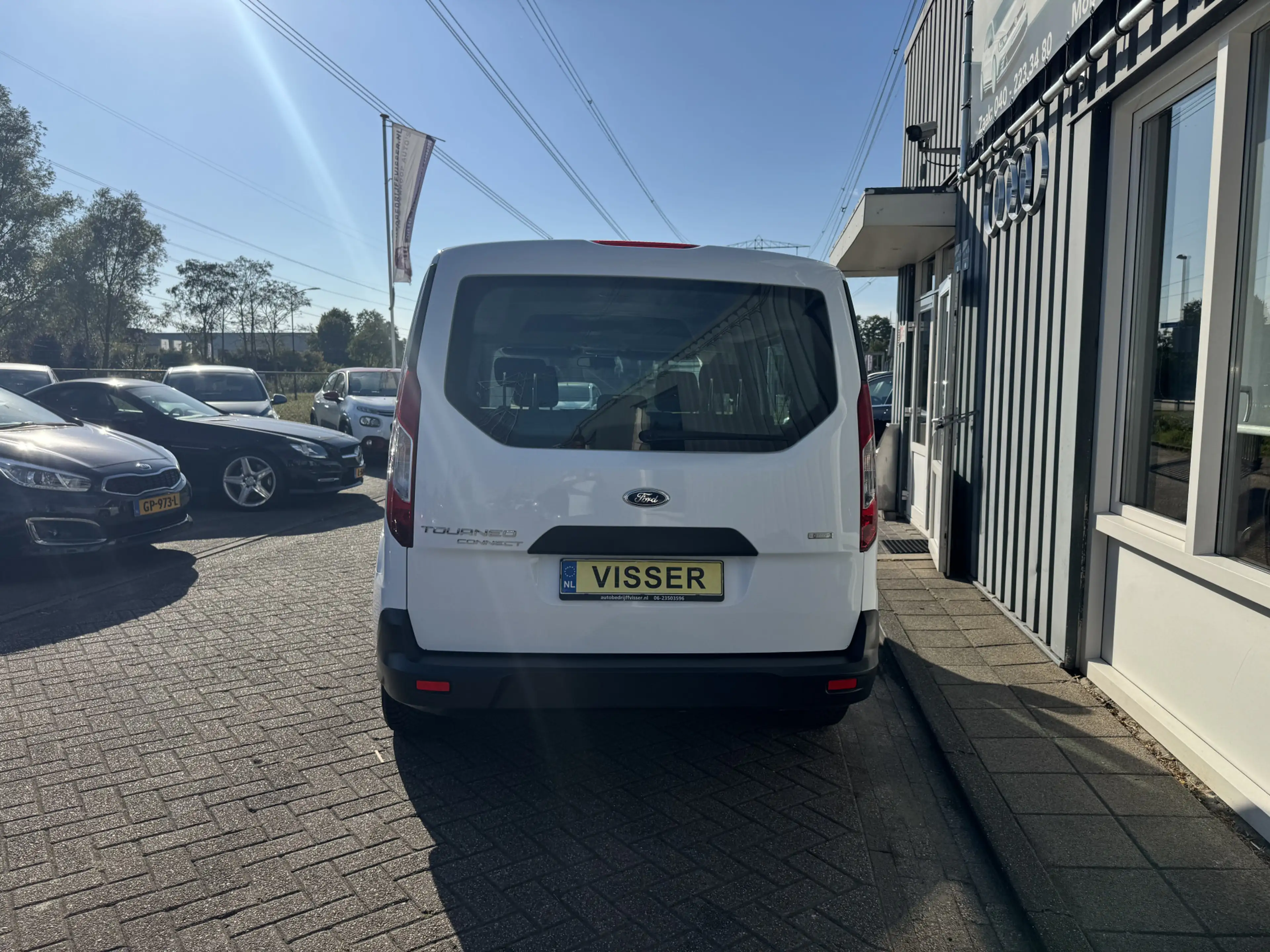 Ford Tourneo Connect Compact 1.0 Trend — photo 3