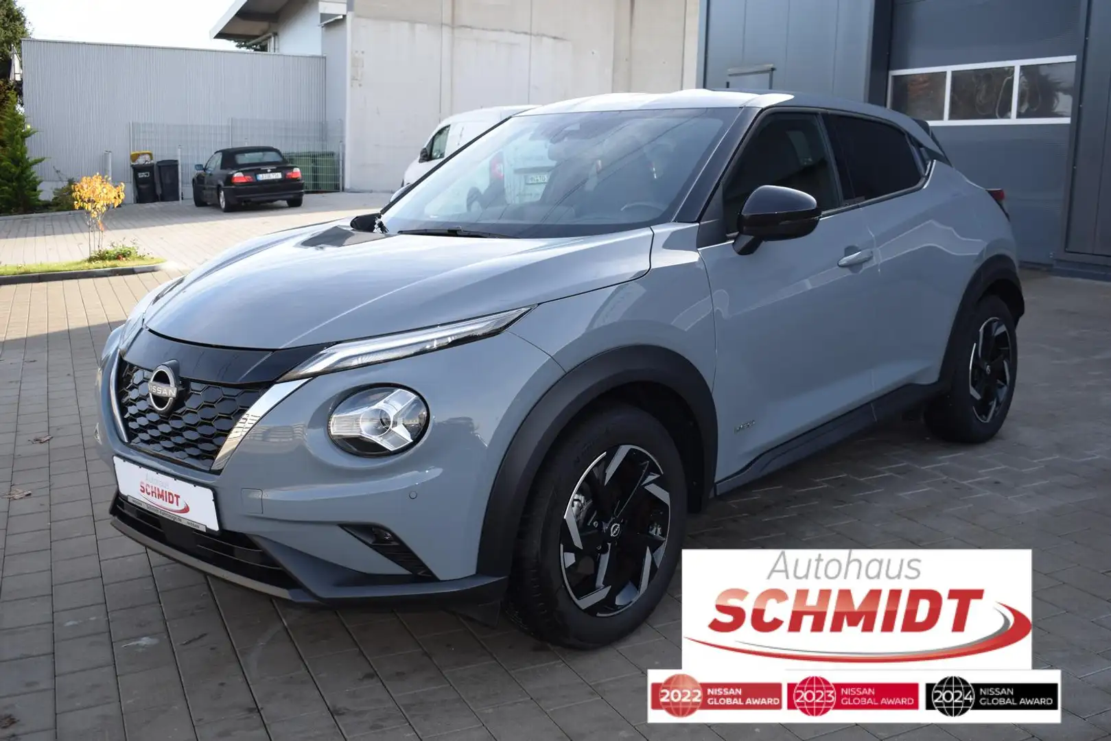 Nissan Juke 1.6 Hybrid N-Connecta Winter Grau - 1