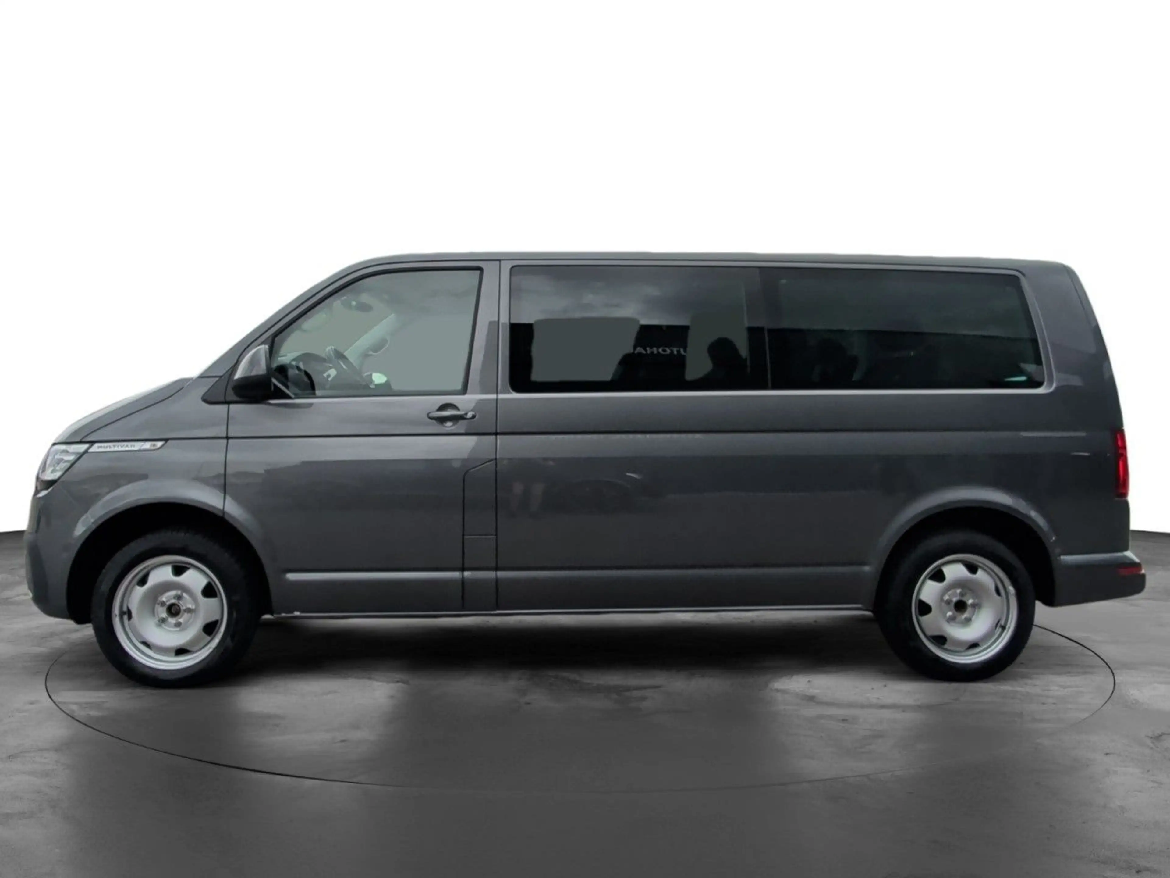 Volkswagen T6.1 Multivan Comfortline lang 8Sitze+8fach+LEDER Klima Navi — photo 3