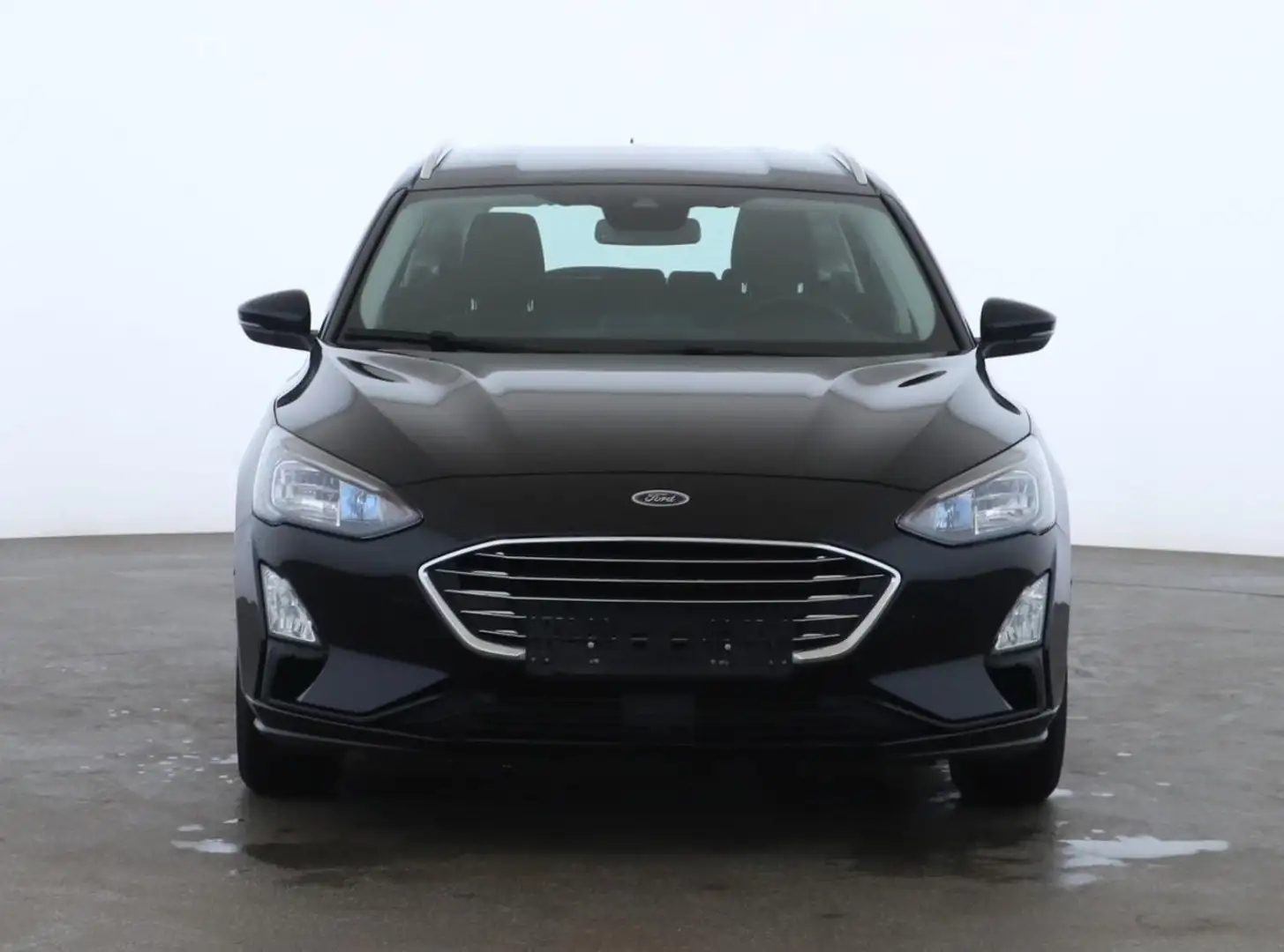 Ford Focus Turnier 1.0 TITANIUM|LED|RFK|NAVI|WINTER Zwart - 2