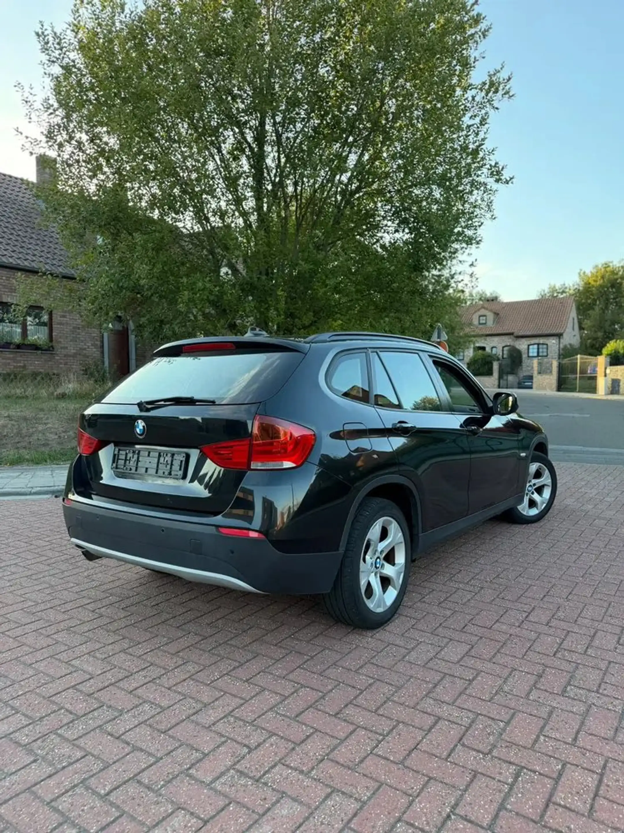 BMW X1 — photo 4