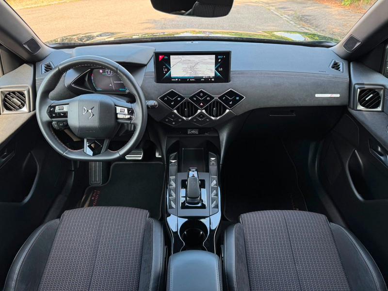 DS Automobiles DS 3 Crossback E-Tense Performance Line + — photo 7