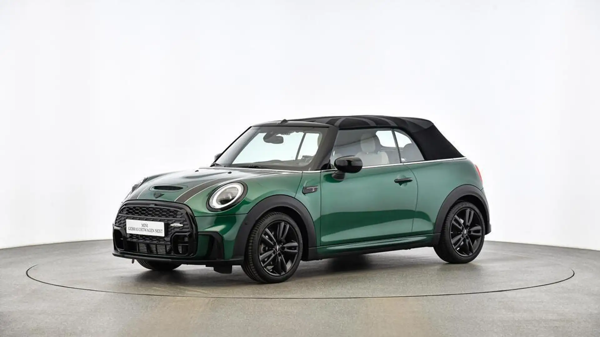 MINI Cooper Cabrio John Cooper Works Trim Green - 1