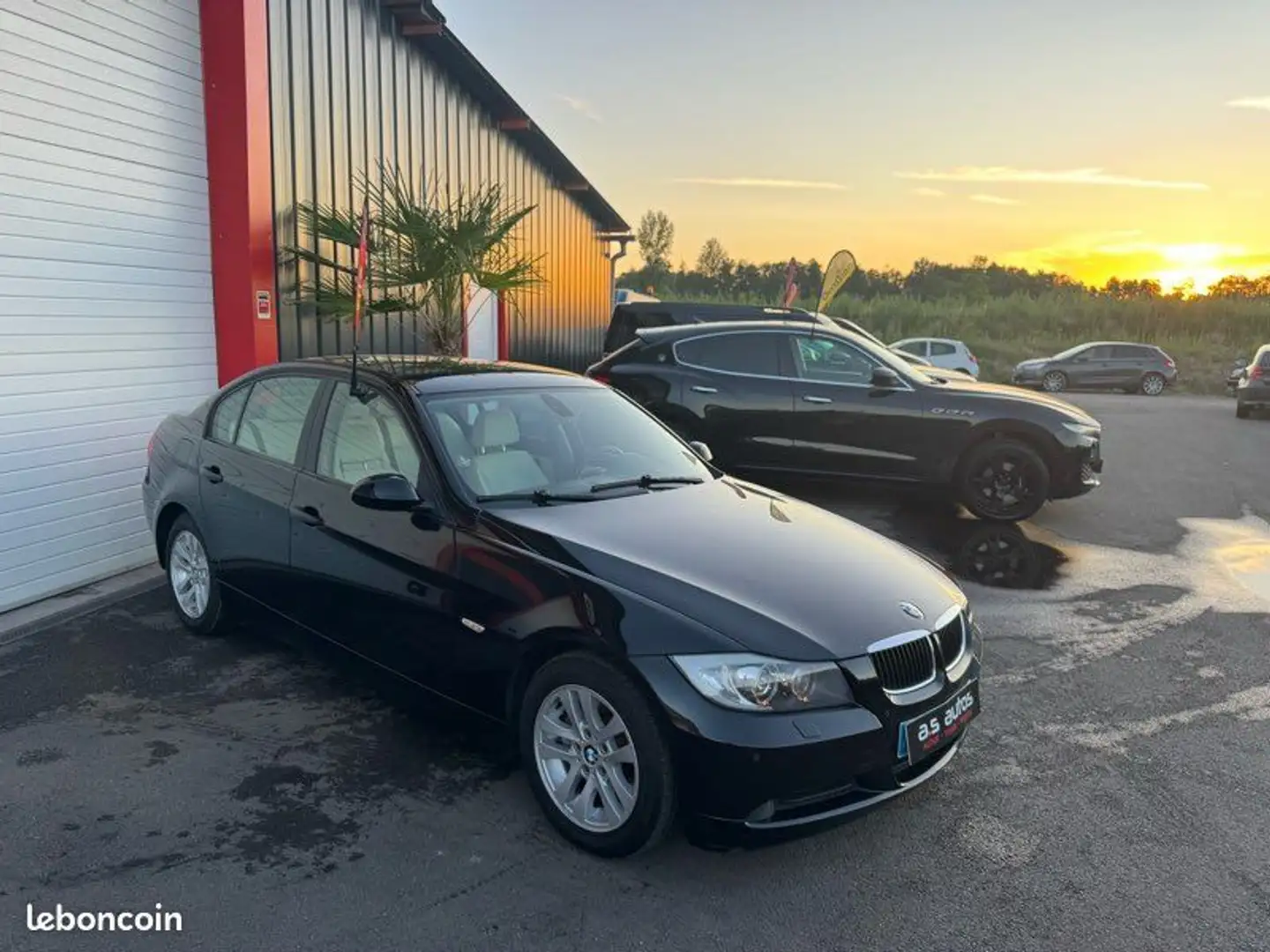 BMW 320 Berline 320 D 163 cv Boîte auto cuir radar av-arr  Zwart - 2
