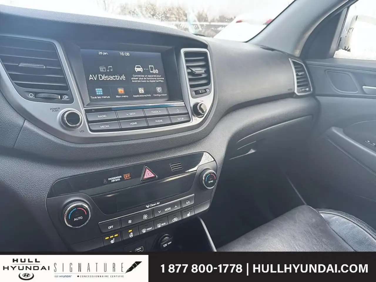 Hyundai TUCSON снимка Hyundai TUCSON