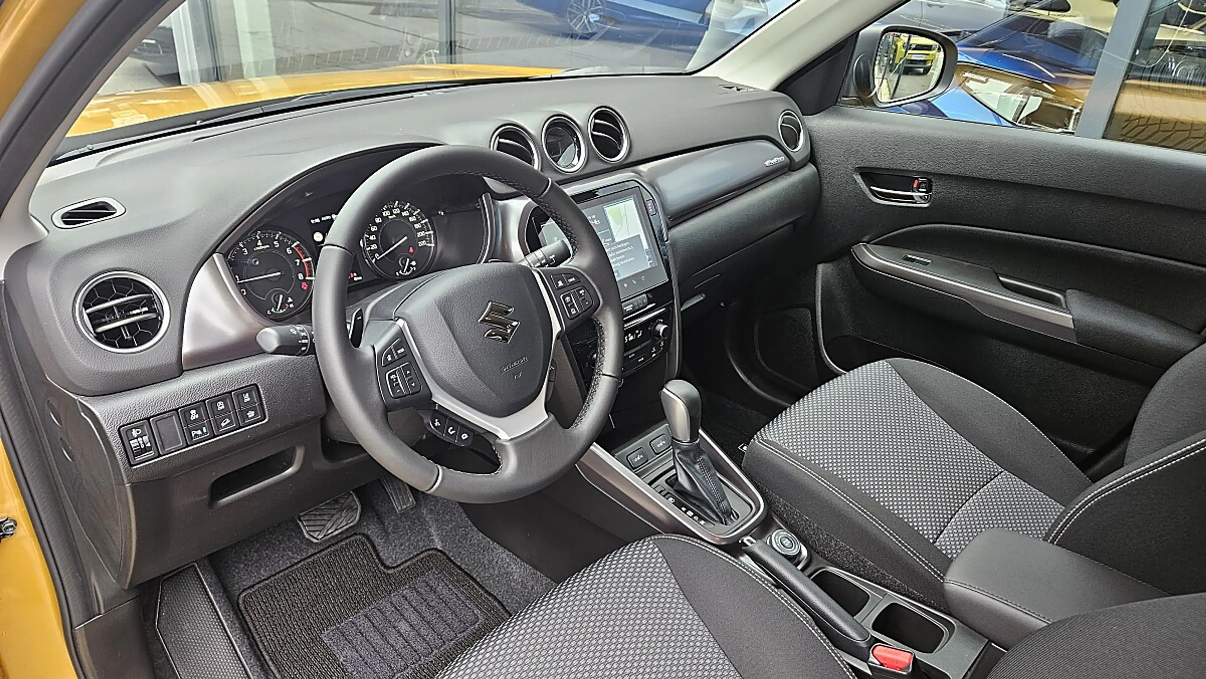 Suzuki Vitara 1,4 Hybrid ALLGRIP shine Aut. — photo 12