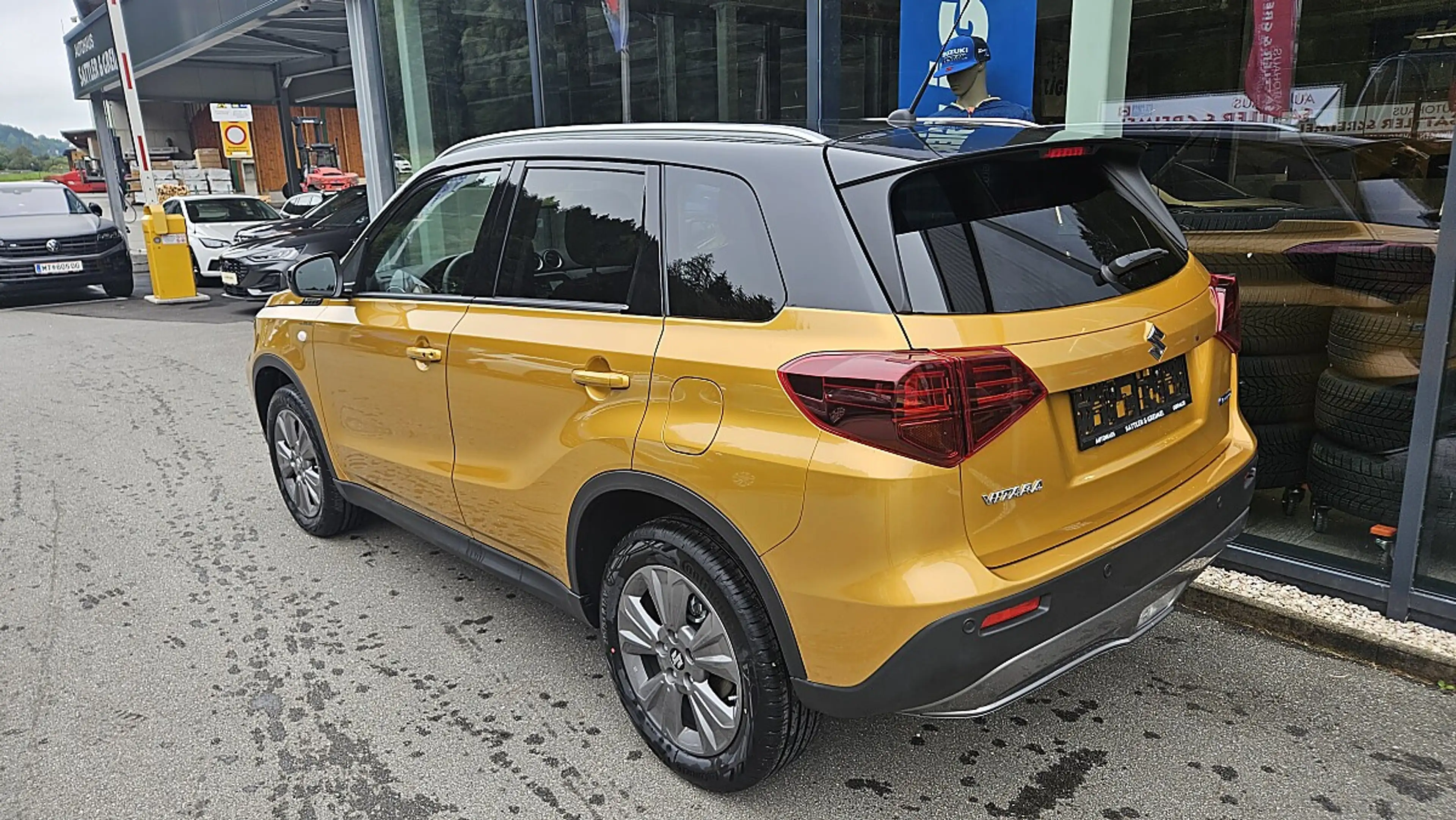 Suzuki Vitara 1,4 Hybrid ALLGRIP shine Aut. — photo 9