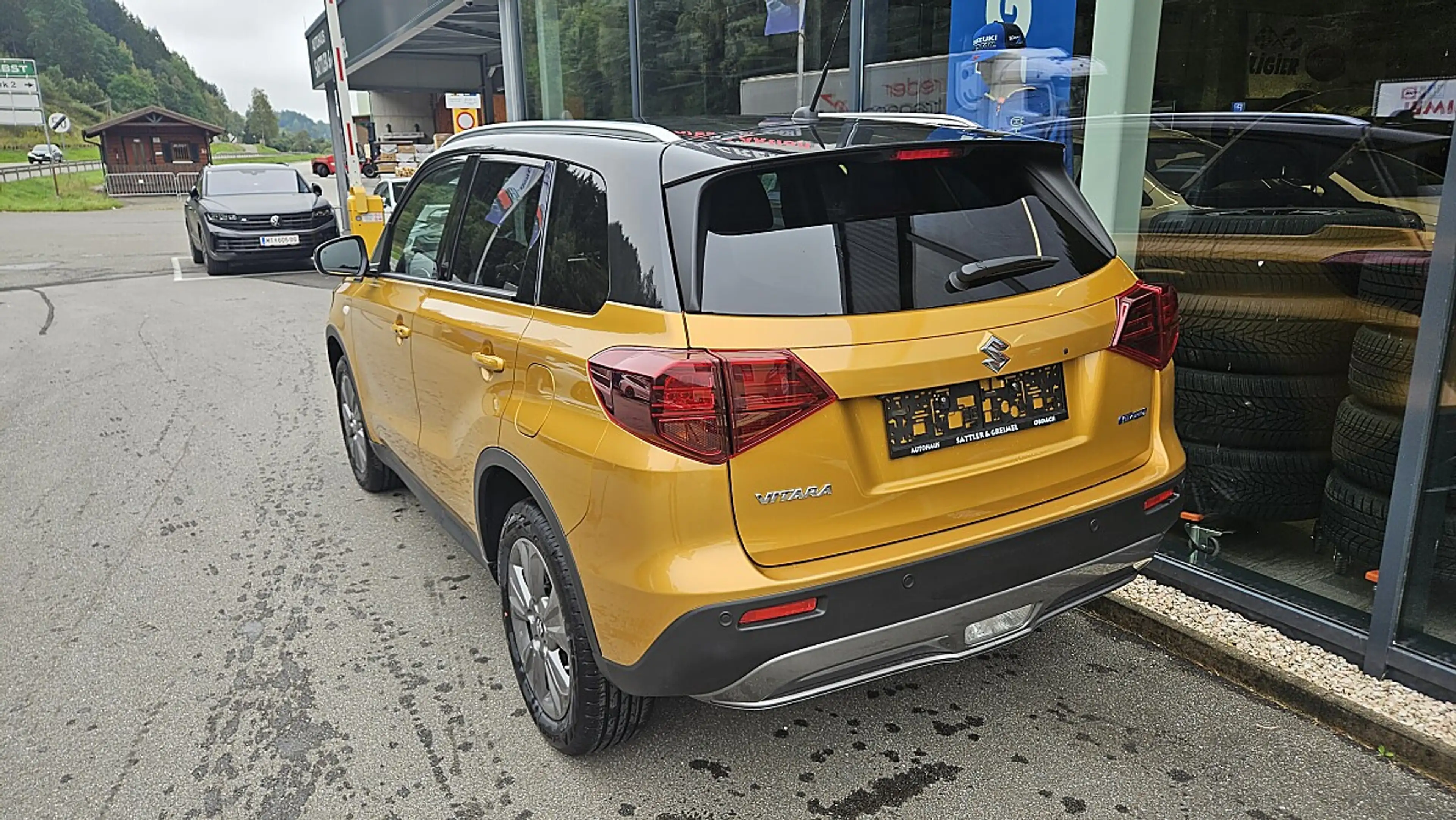 Suzuki Vitara 1,4 Hybrid ALLGRIP shine Aut. — photo 8