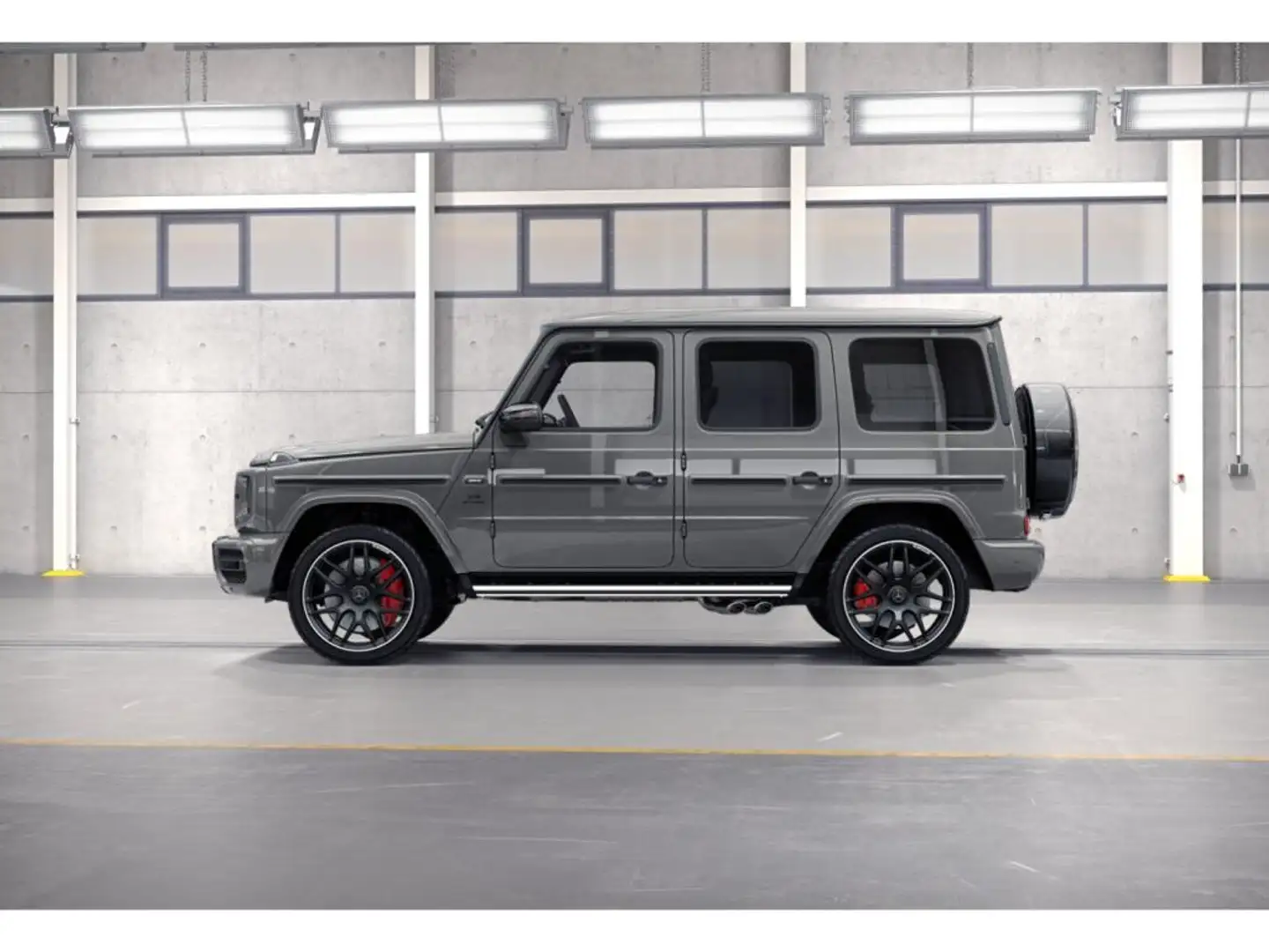 Mercedes-Benz G 63 AMG G 63 4x4 AHK+HIFI+DISTRONIC+360°+22" Grau - 2