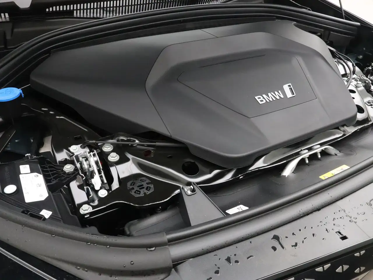 BMW iX1 2026