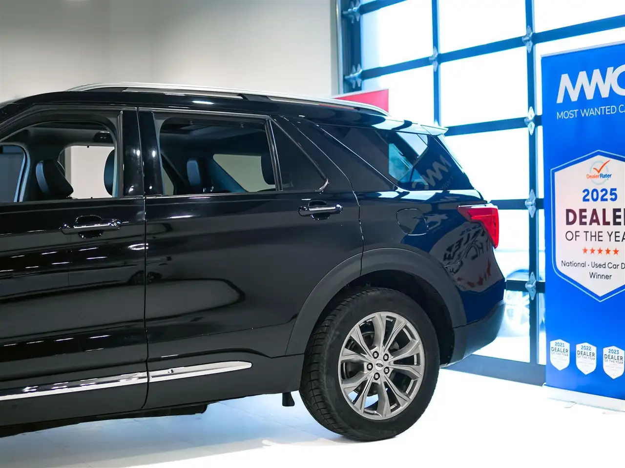 Ford Explorer снимка Ford Explorer
