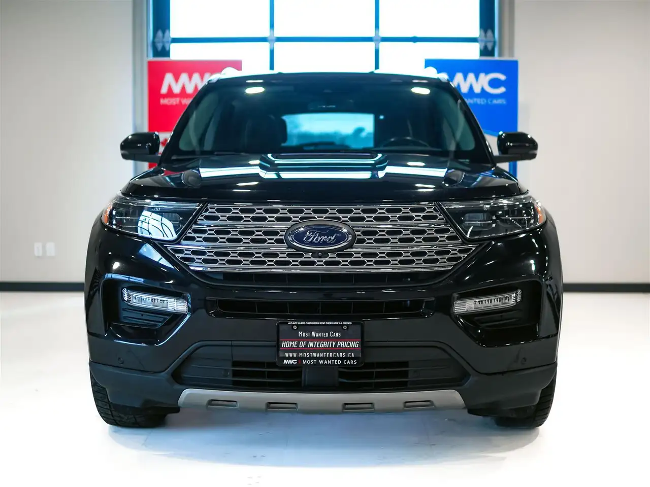 Ford Explorer снимка Ford Explorer