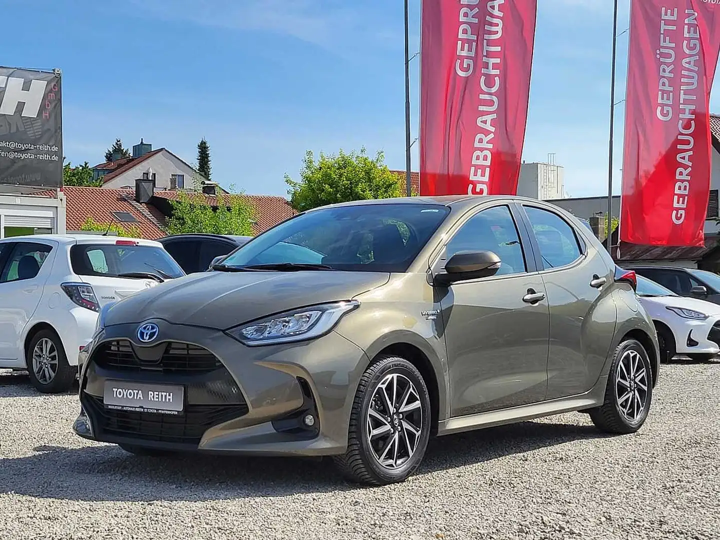 Toyota Yaris Hybrid 1.5 VVT-i Club Marrón - 2
