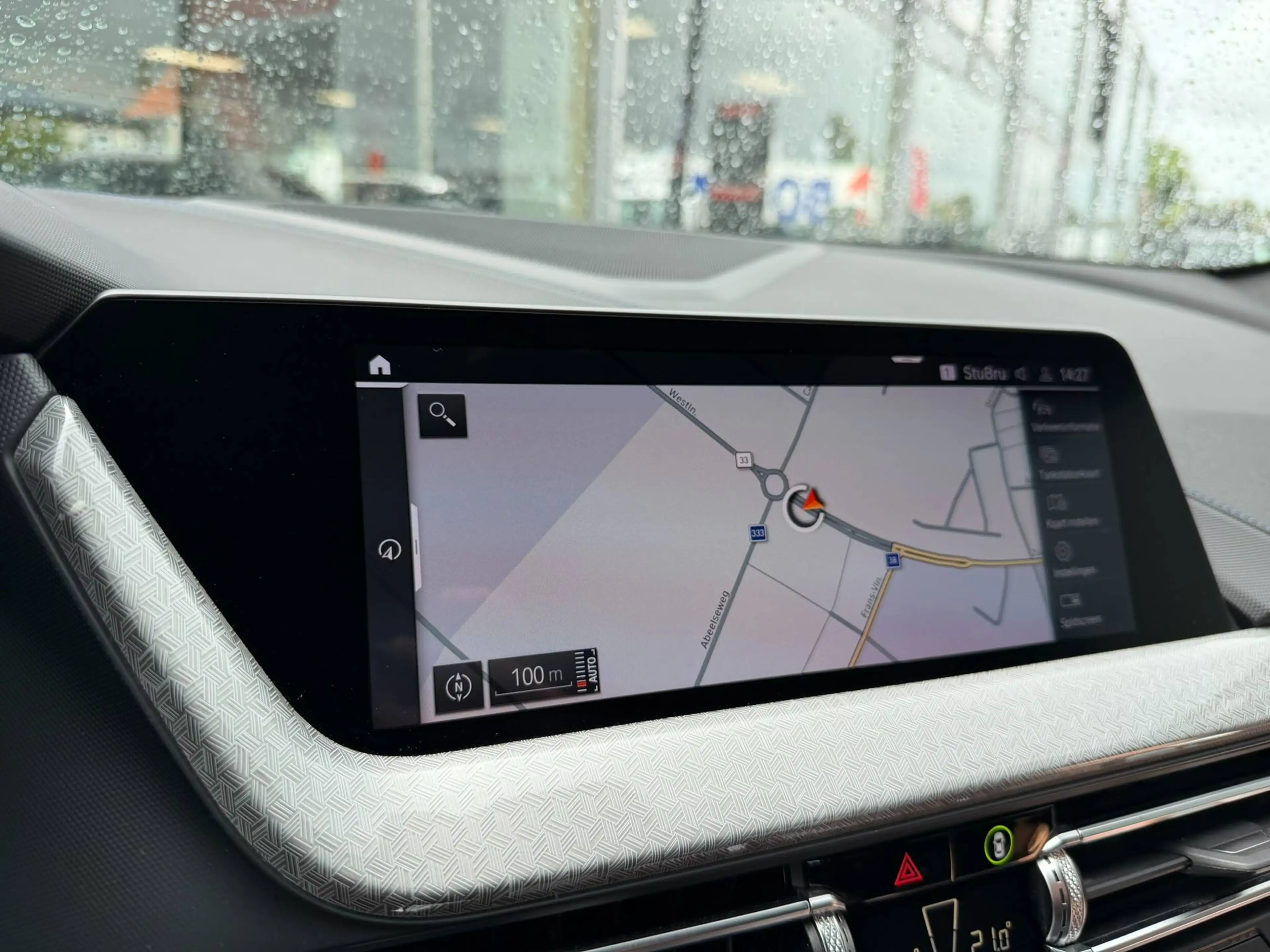 BMW 118 M PACK / MAT GRIJS / PANO / SFEERVERLICHTING / CARPLAY / ZETELVERWARMING / — photo 27