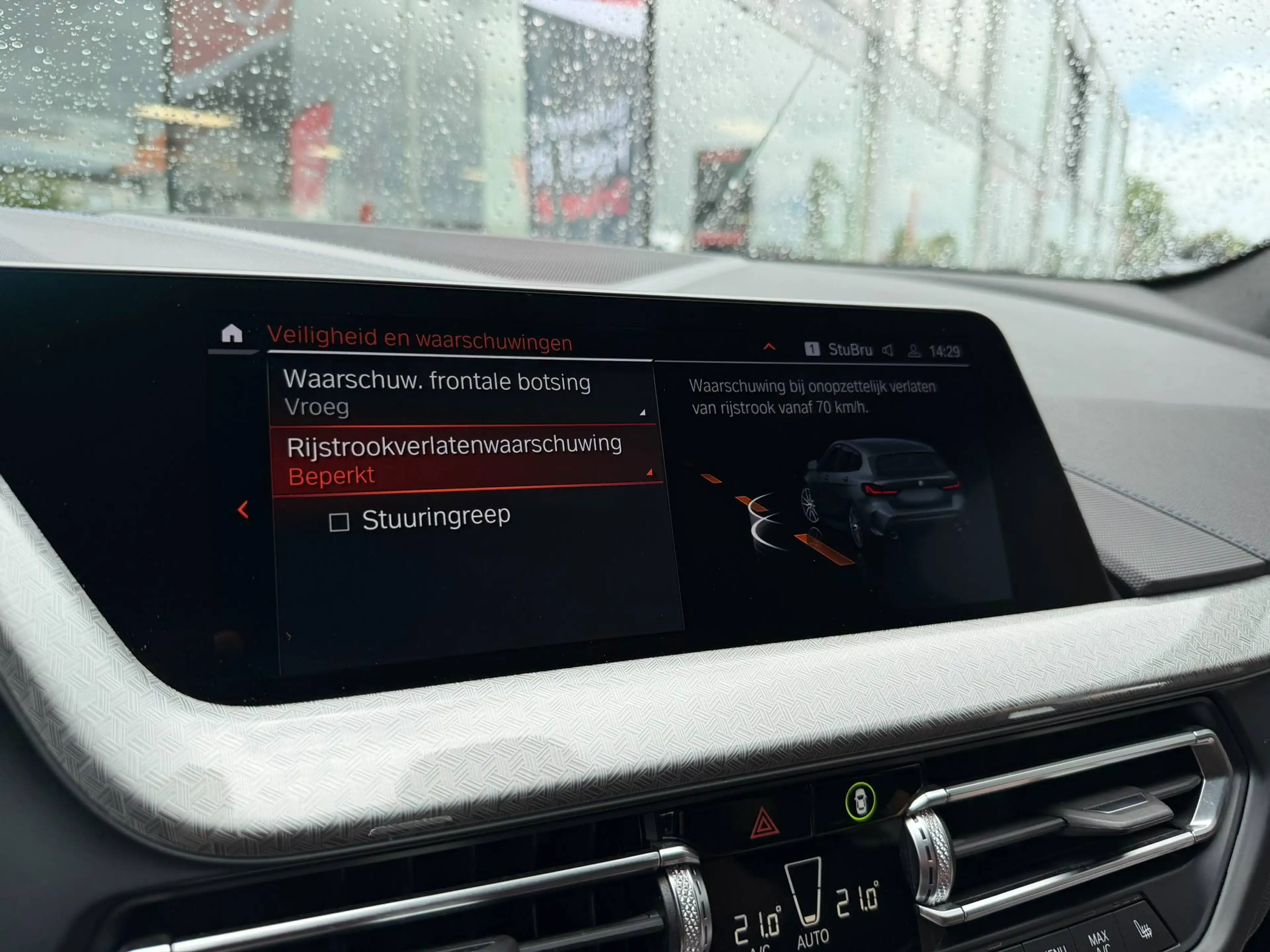 BMW 118 M PACK / MAT GRIJS / PANO / SFEERVERLICHTING / CARPLAY / ZETELVERWARMING / — photo 31