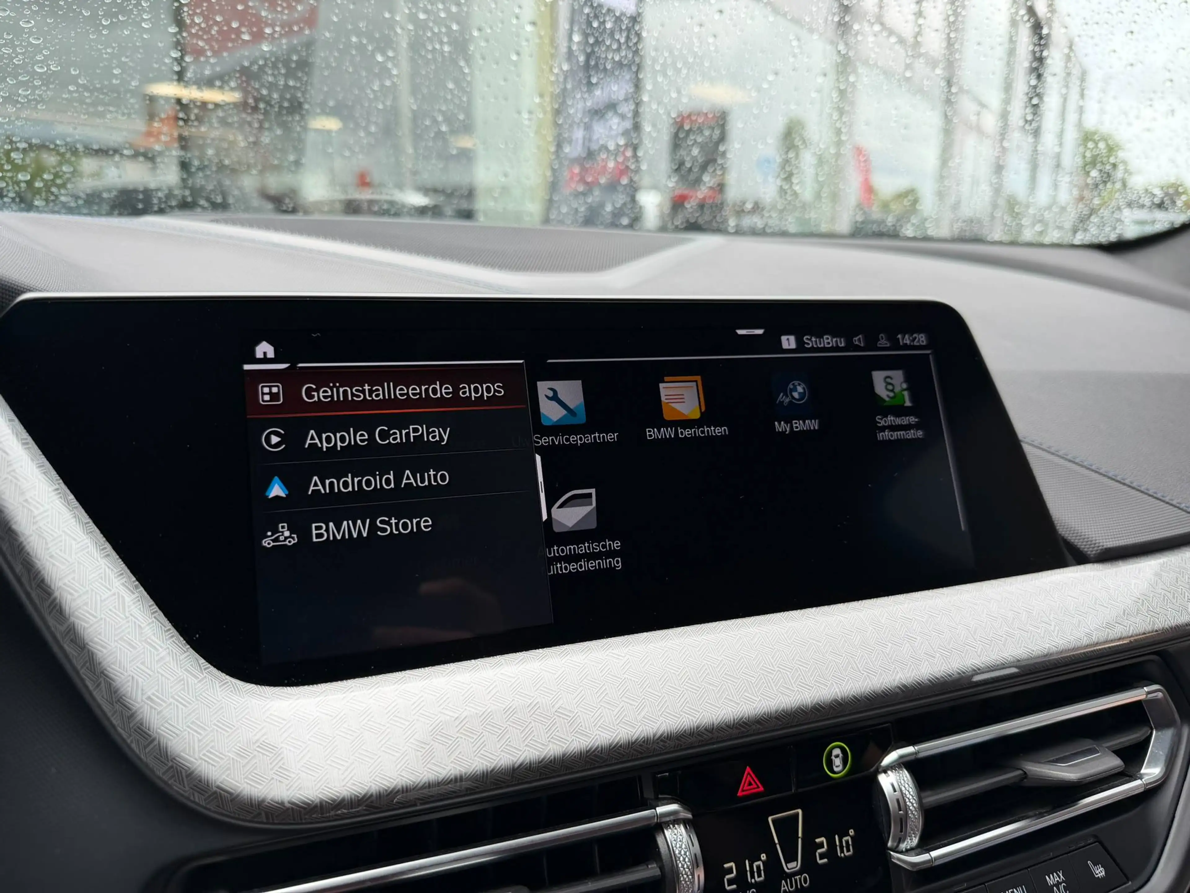 BMW 118 M PACK / MAT GRIJS / PANO / SFEERVERLICHTING / CARPLAY / ZETELVERWARMING / — photo 28