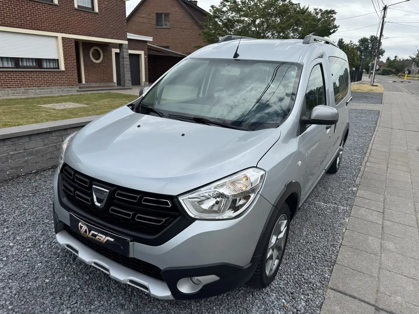 Dacia Dokker Dokker Stepway 1.3 TCe NAVI/CLIM/CARPLAY/GARANTIE - 1