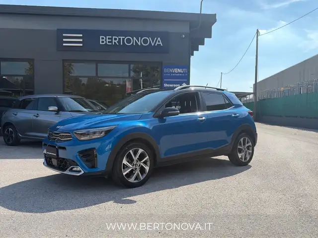 2022 Kia Stonic in Blue for sale