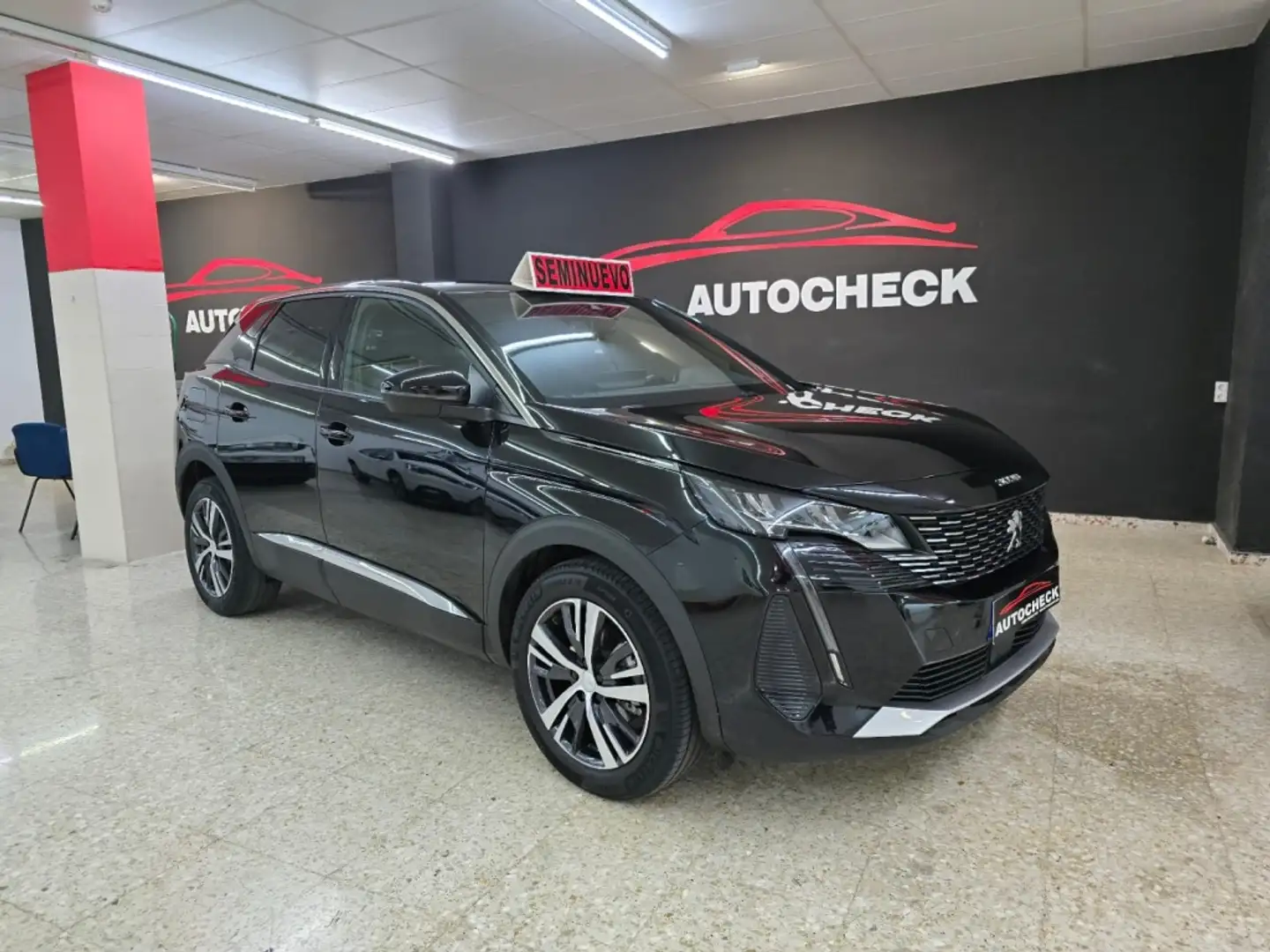 Peugeot 3008 1.2 S&S PureTech Allure Pack 130 Negro - 1