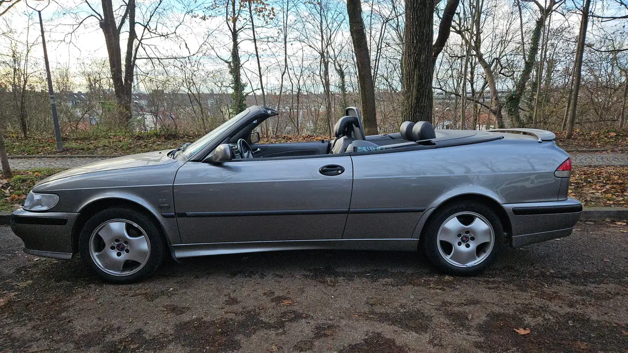 Saab 9-3