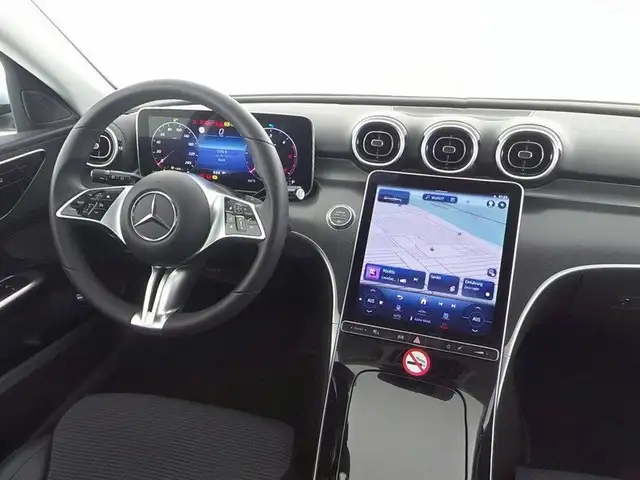 Mercedes-Benz C-Class view 5