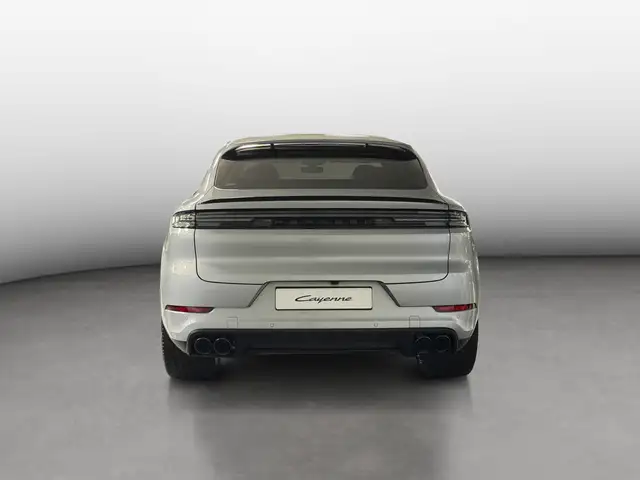 Porsche Cayenne view 4